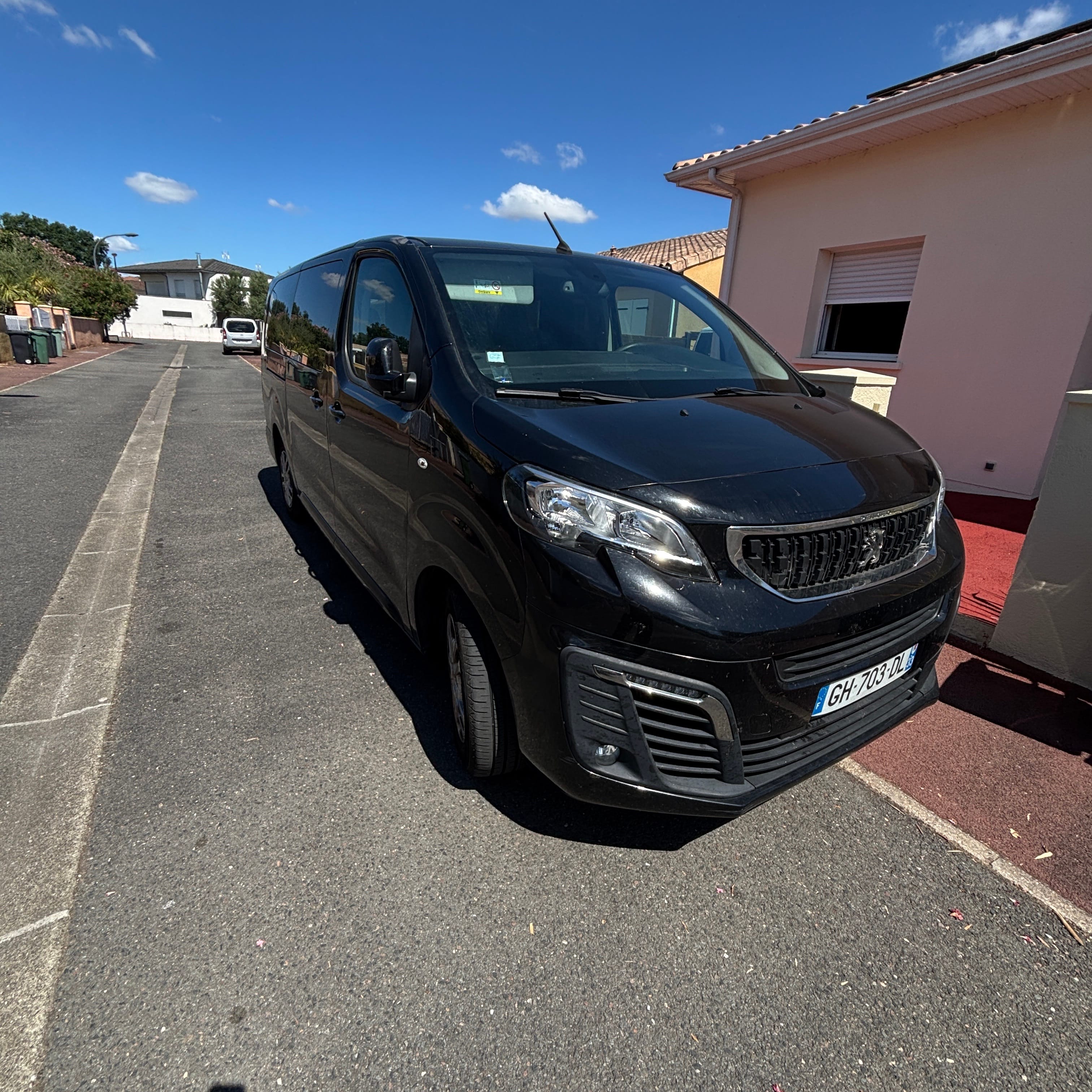 Peugeot Traveller avec GPS