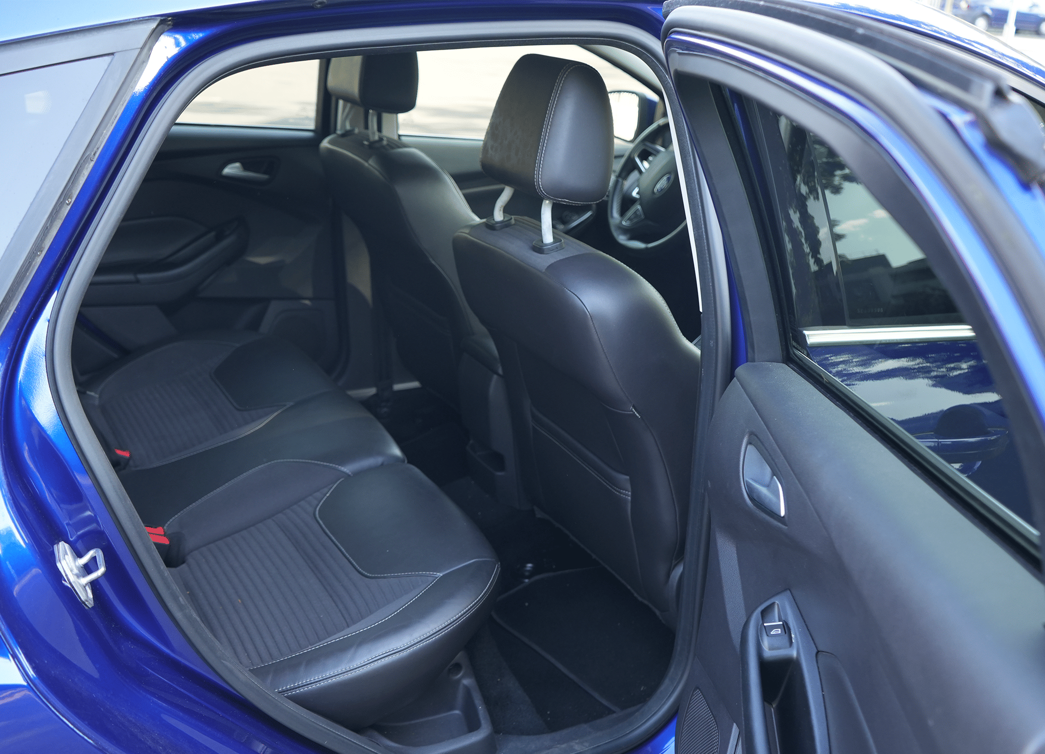 Ford Focus 1.0 125 ch avec Entrée audio / iPod