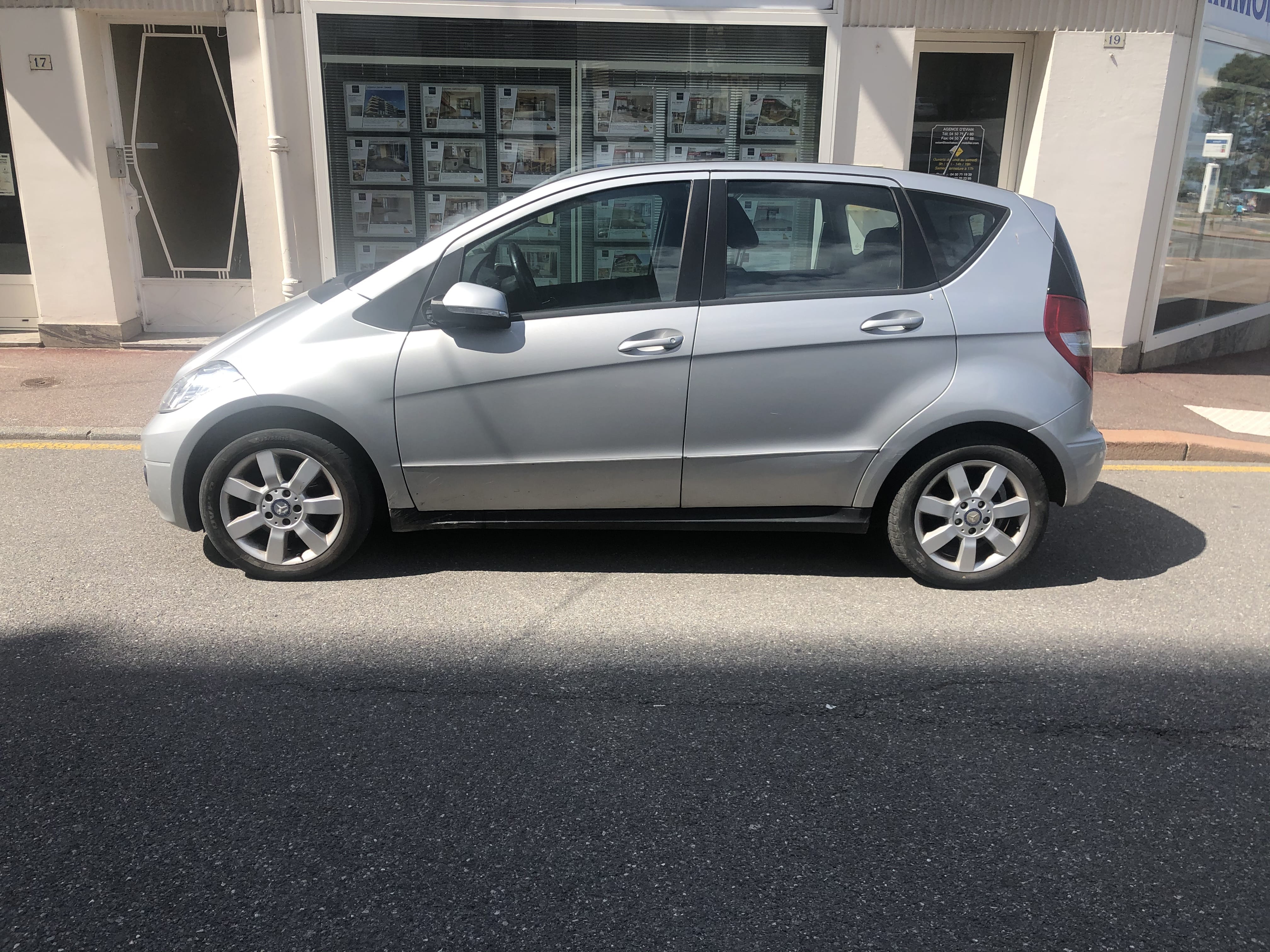 Mercedes Classe A avec Régulateur de vitesse
