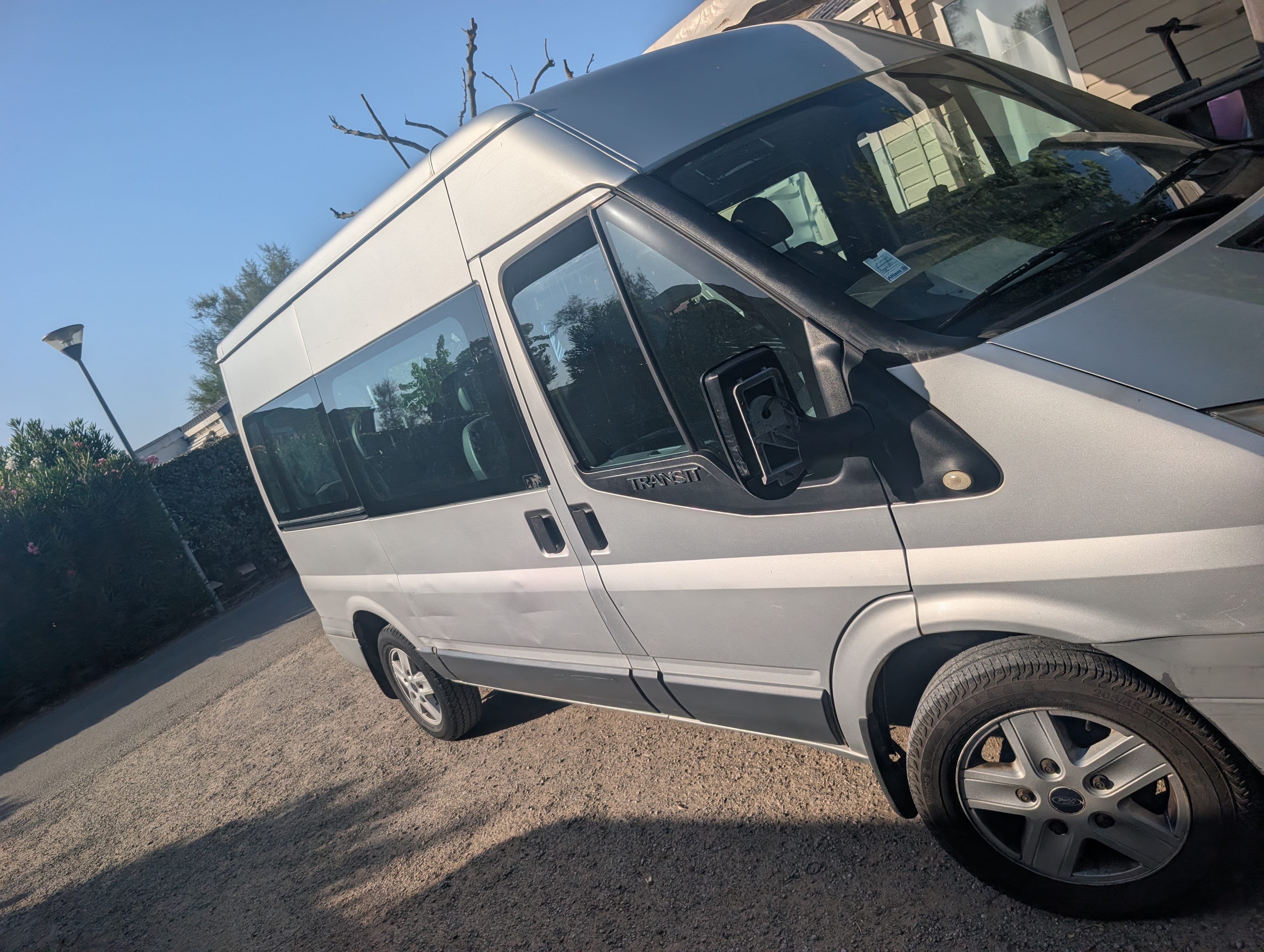 Ford Transit Minibus 2,2 tdci avec Climatisation