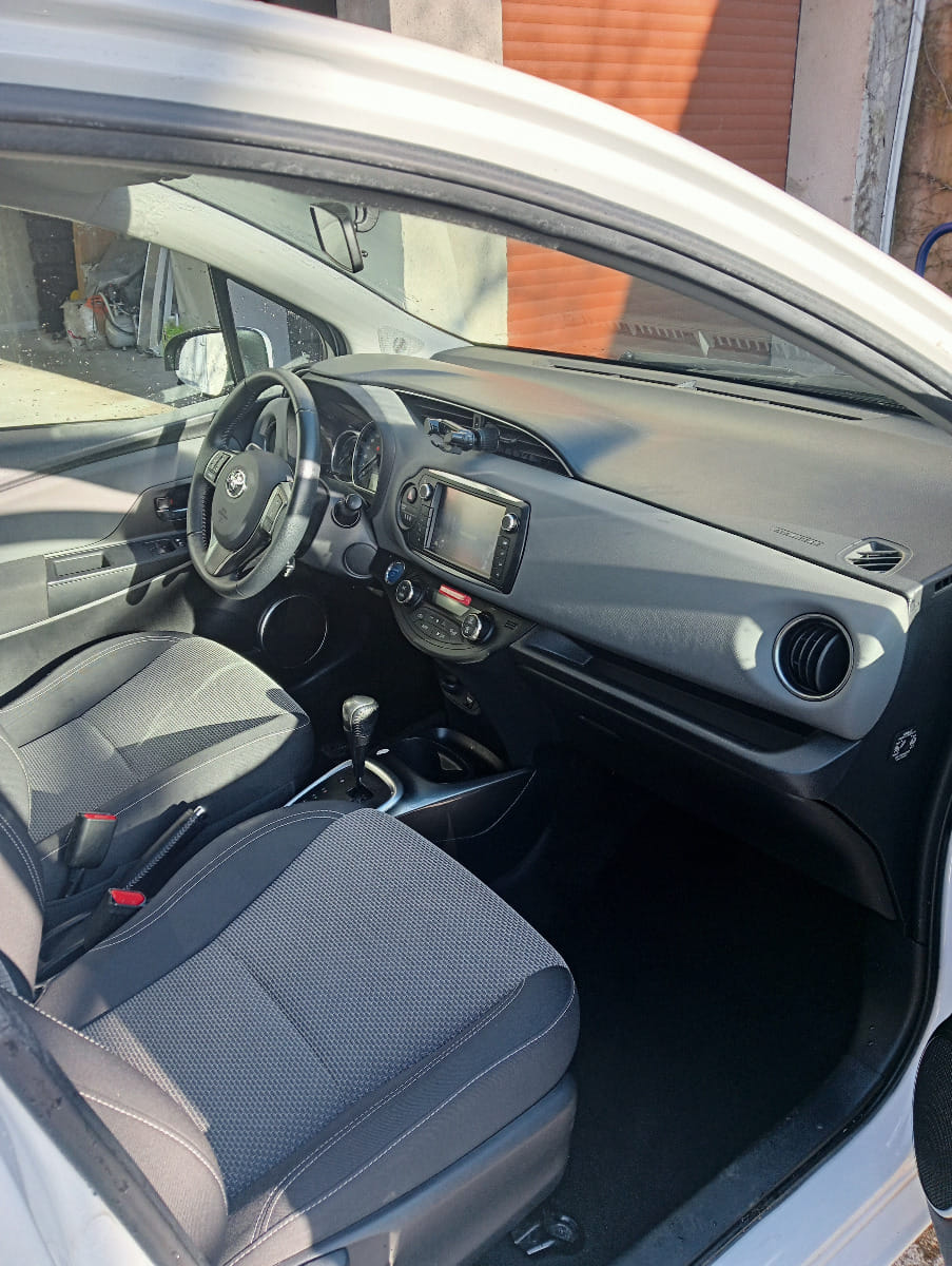 Toyota Yaris Hybrid HEV avec Régulateur de vitesse