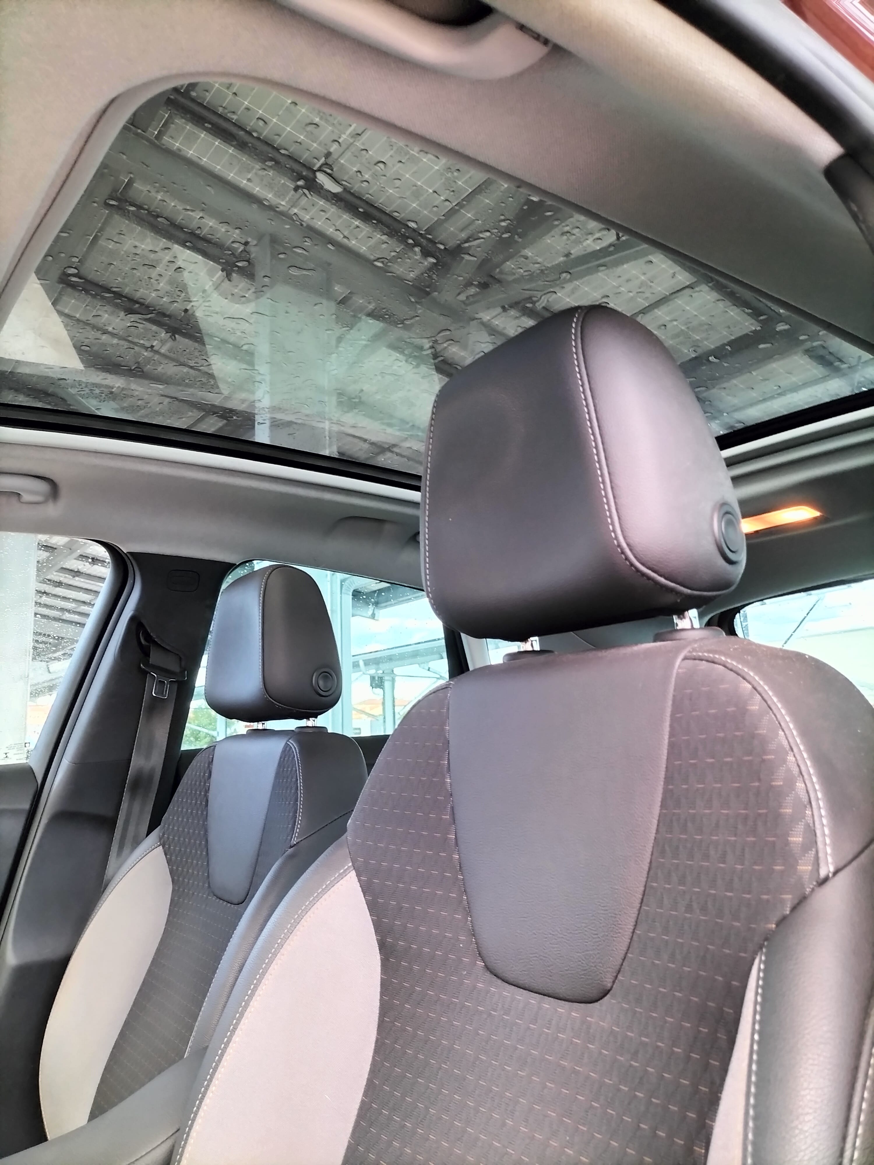 Opel Crossland 130 TURBO avec Apple CarPlay