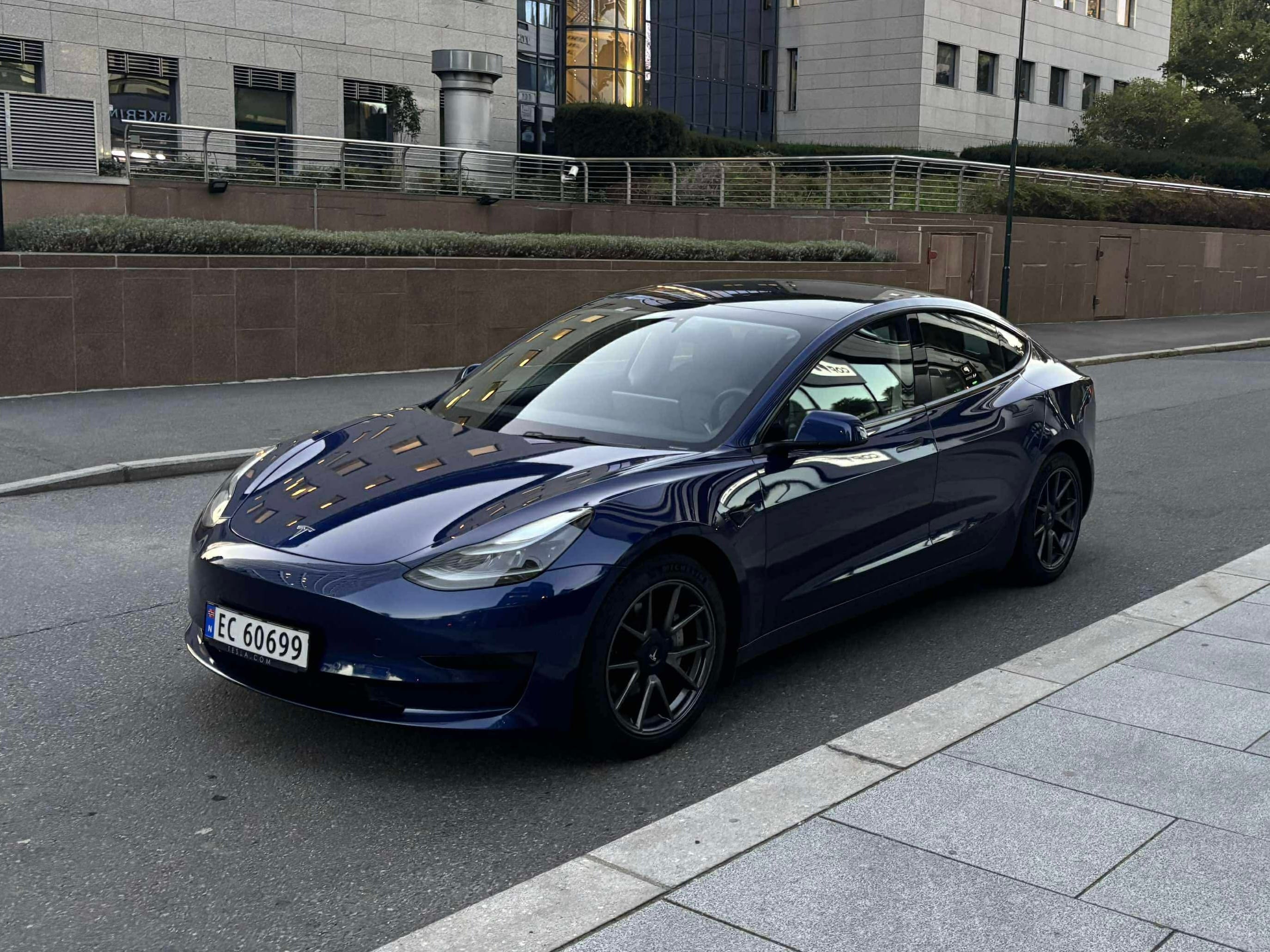 Tesla Model 3, 2021, Elektro, Automatik