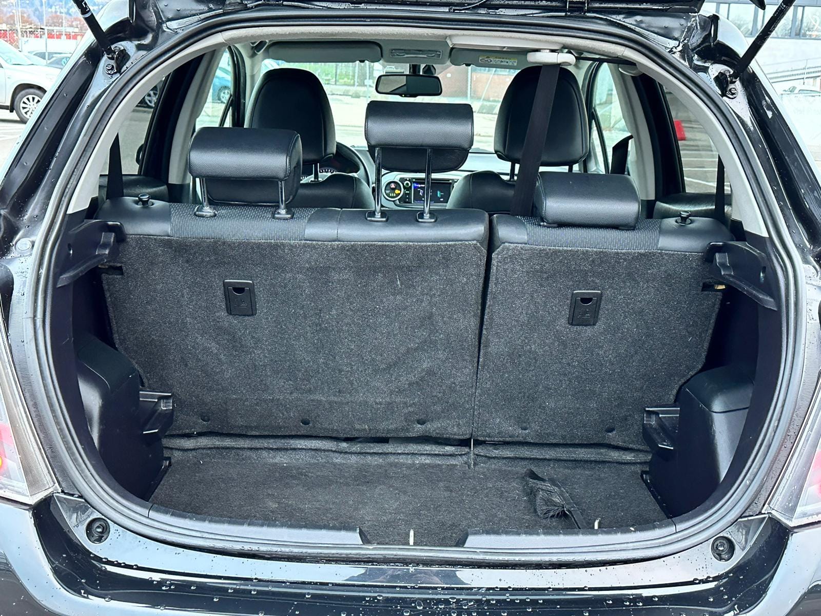 Toyota Yaris Hybrid 1,5 Hybrid, Automat with Snow tires