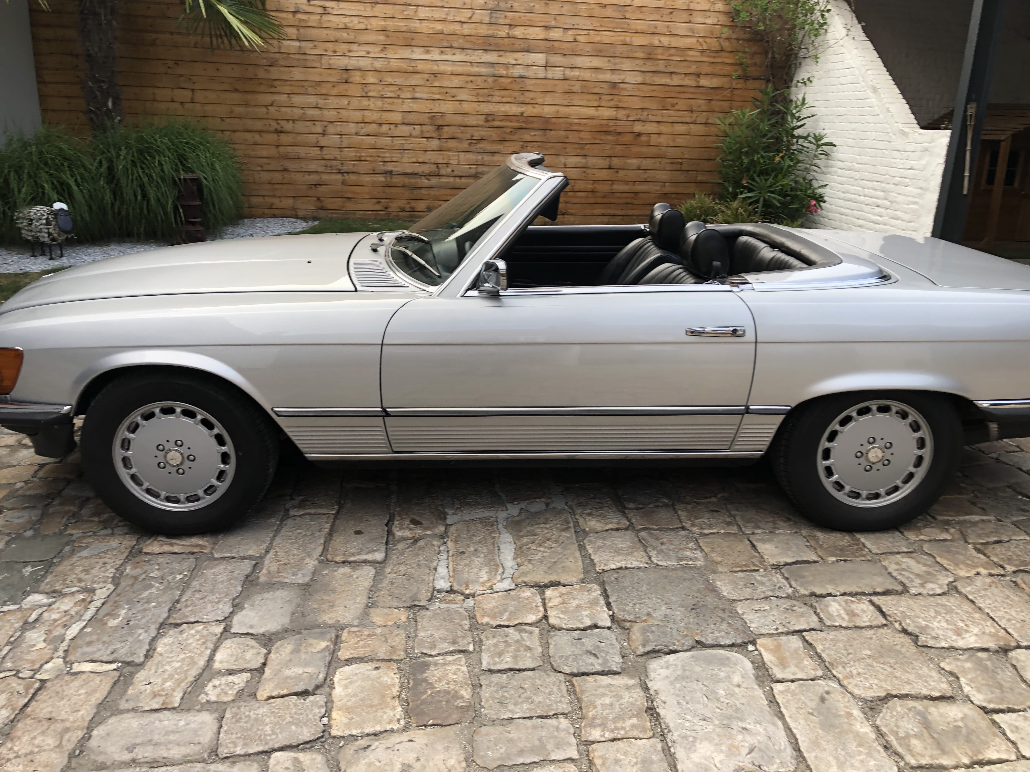 Mercedes Classe SL avec Entrée audio / iPod