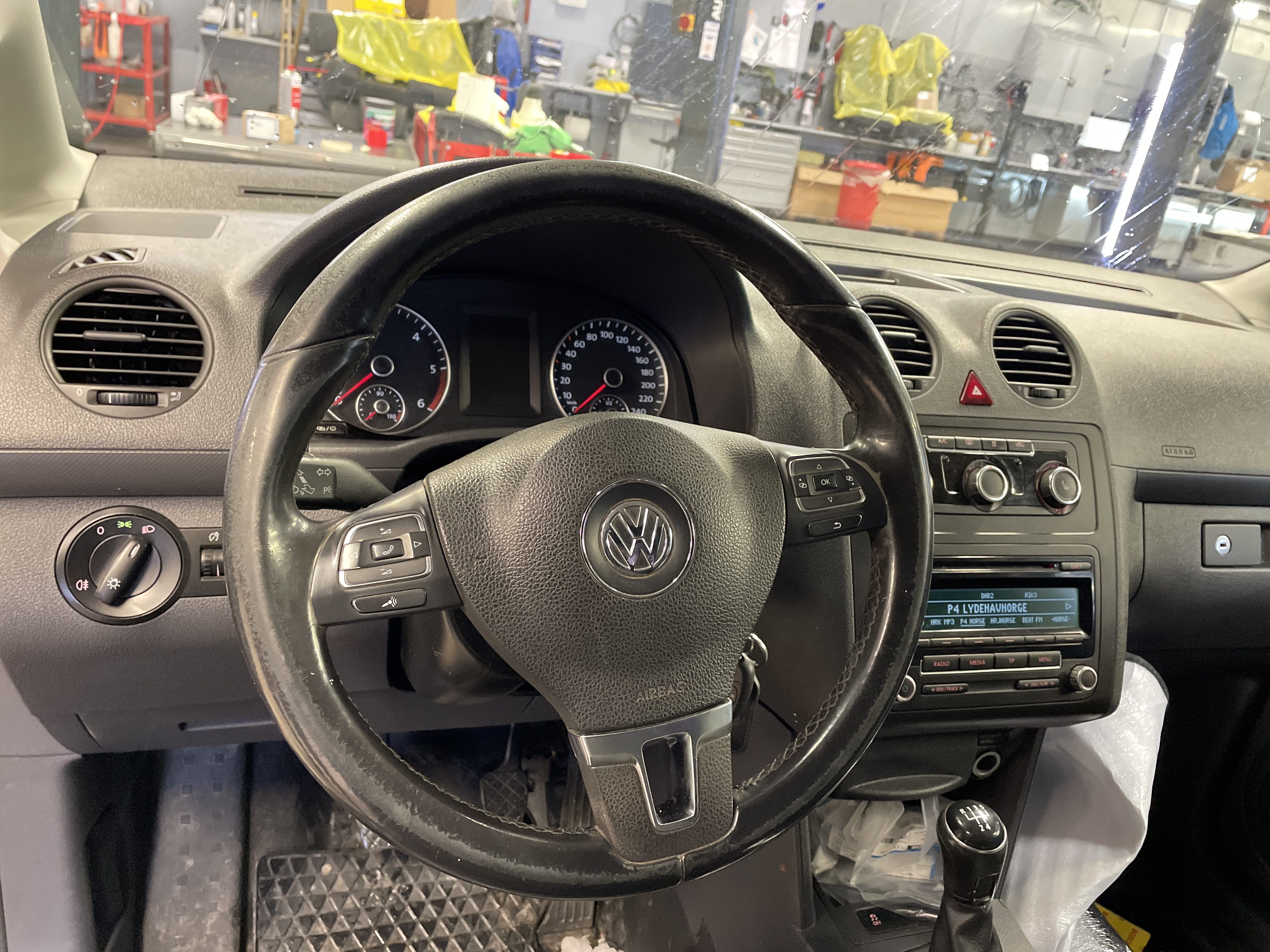 Volkswagen Caddy Maxi med Lydinngang