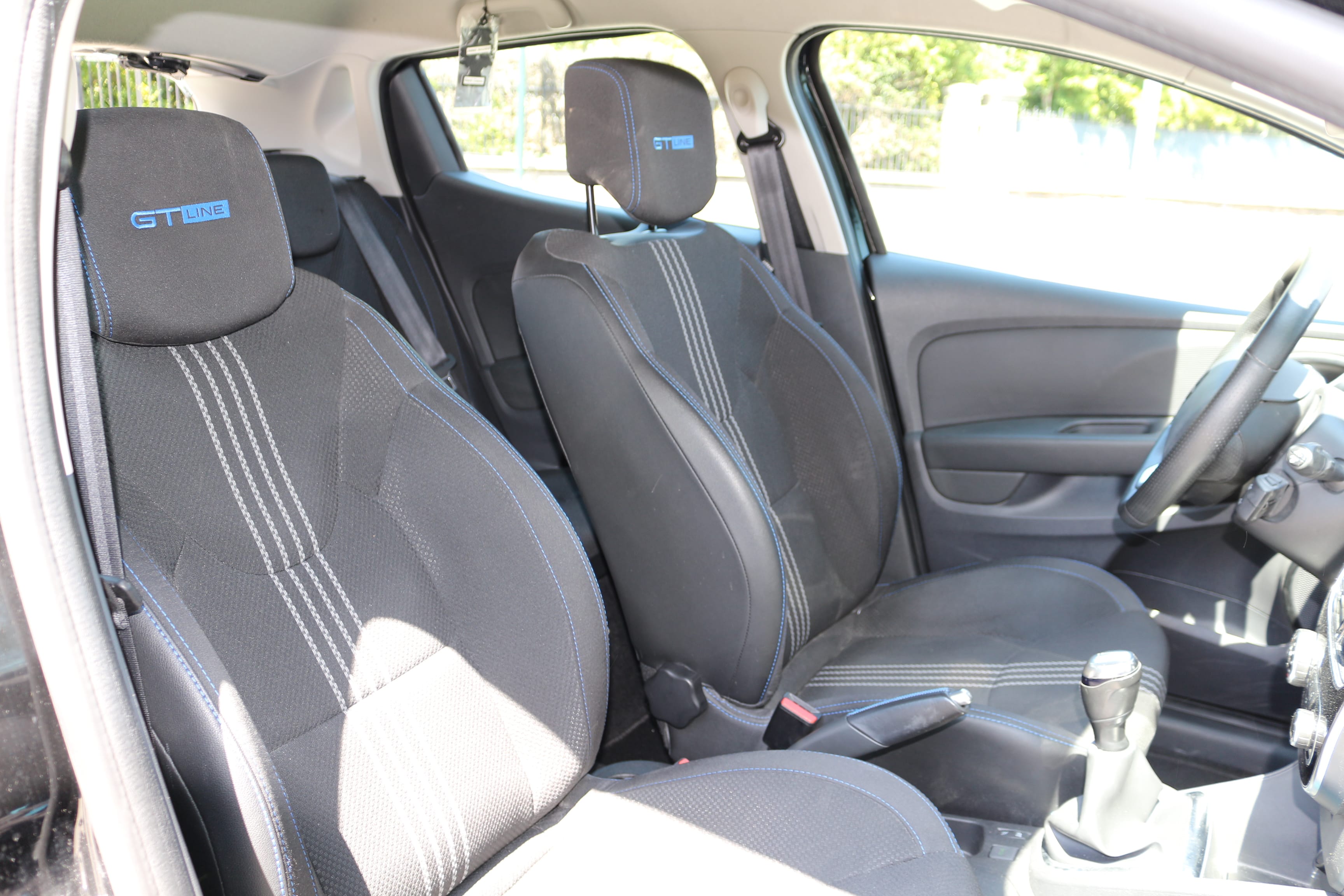 Renault Clio EV-439-YG avec Audio Bluetooth