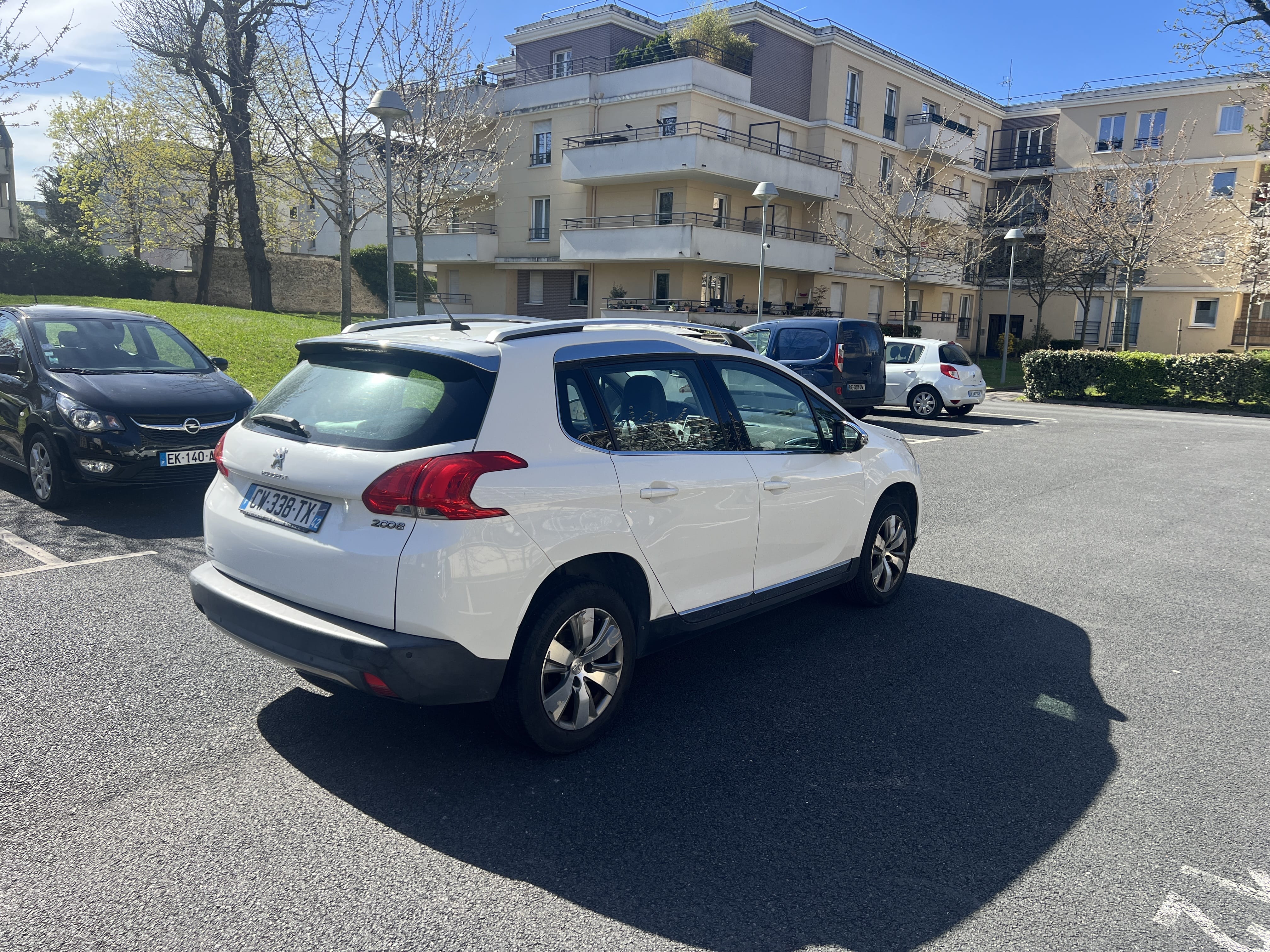 Peugeot 2008 avec GPS