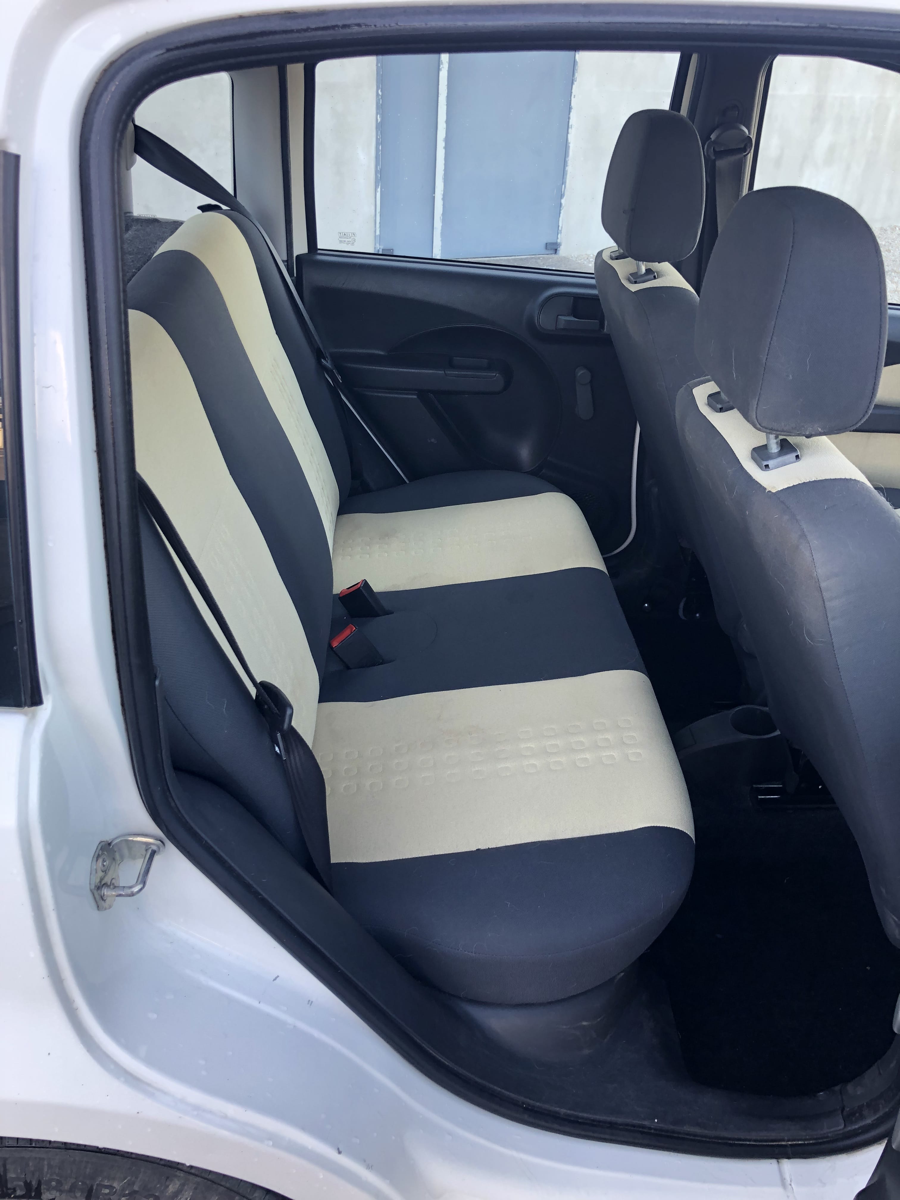 Fiat Panda 1,2 69ch dynamique avec Siège bébé