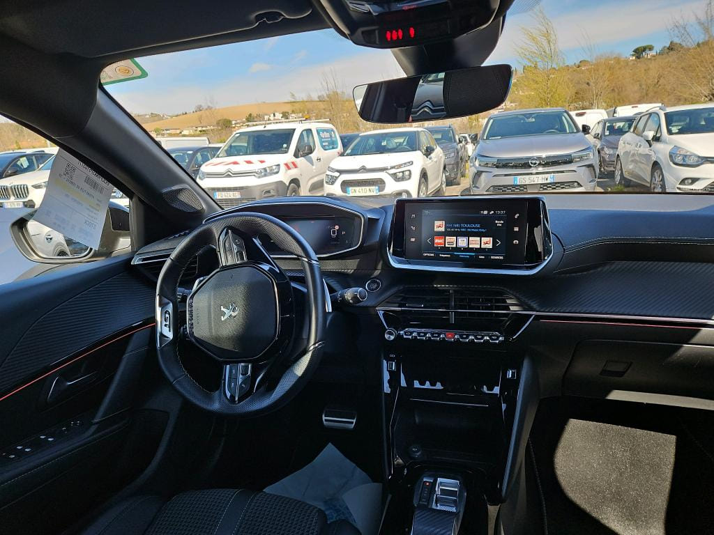Peugeot 208 avec Régulateur de vitesse