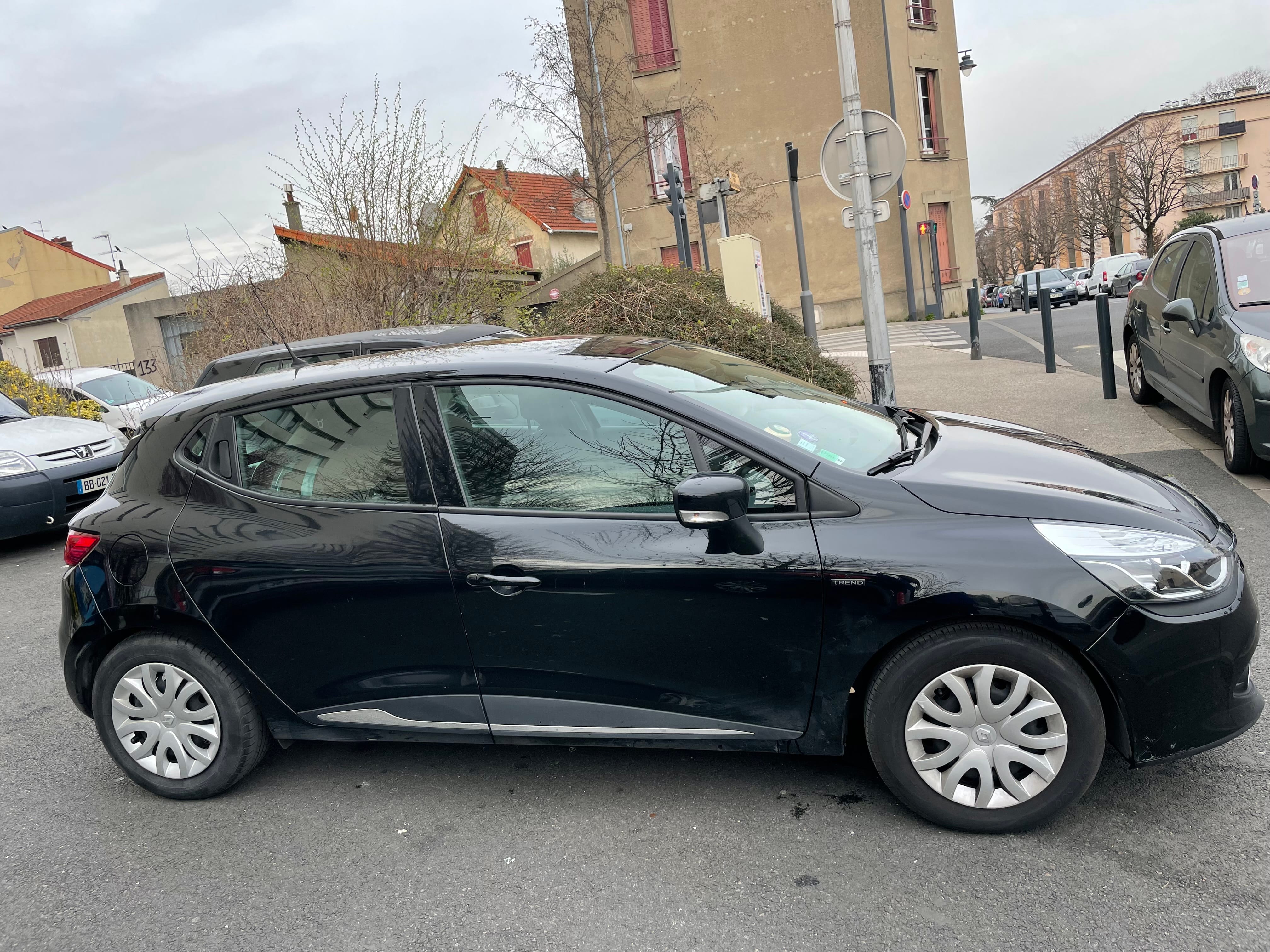 Renault Clio avec Climatisation