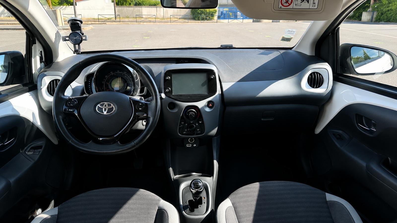 Toyota Aygo 1.0 avec GPS