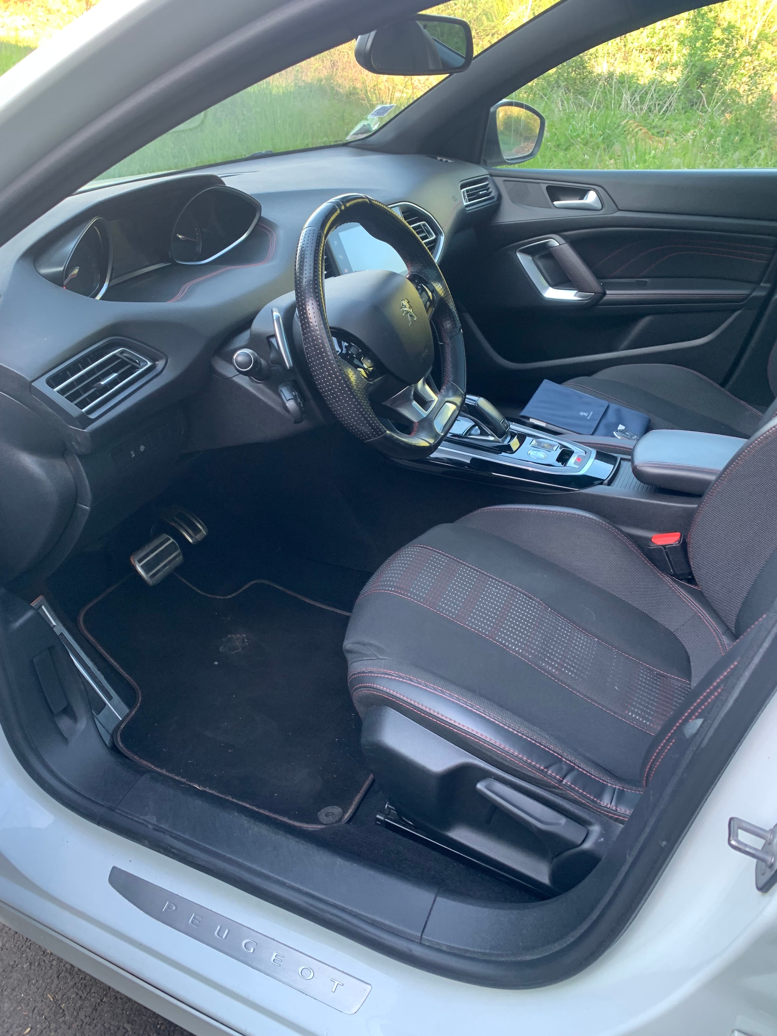 Peugeot 508 avec GPS
