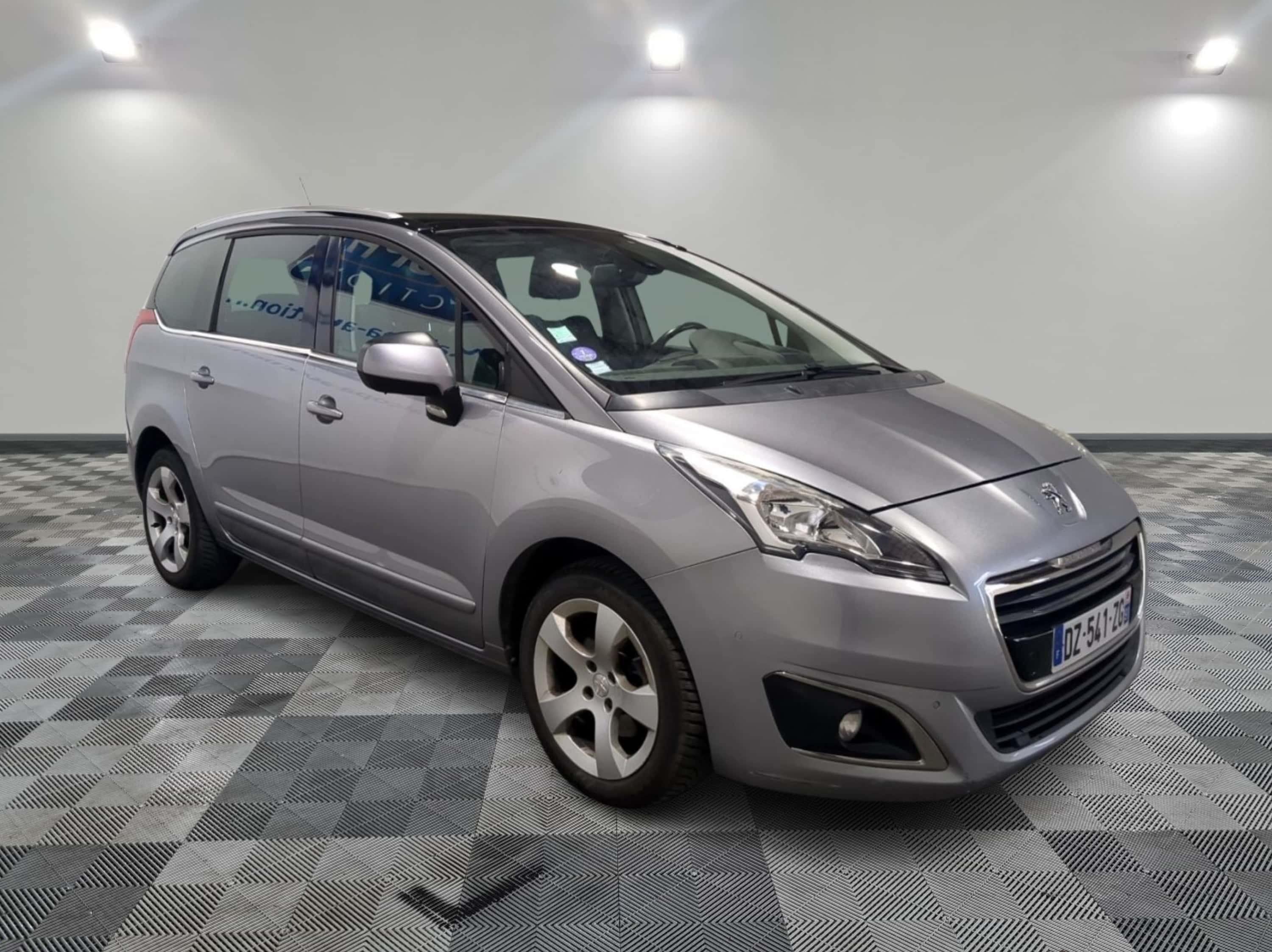 Peugeot 5008, 2016, Essence 95, automatique, 7 places