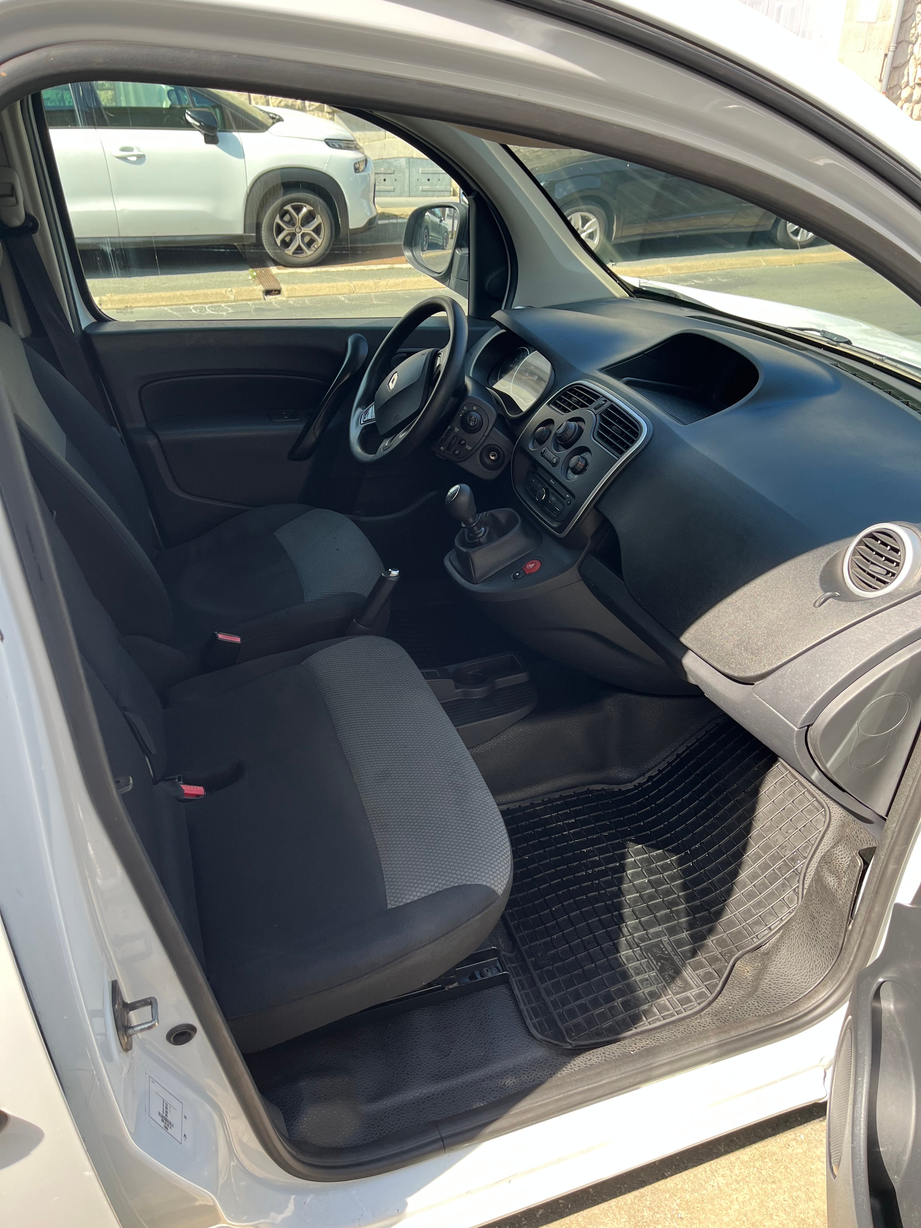 Renault Kangoo Express 1.5 Dci avec Autoradio