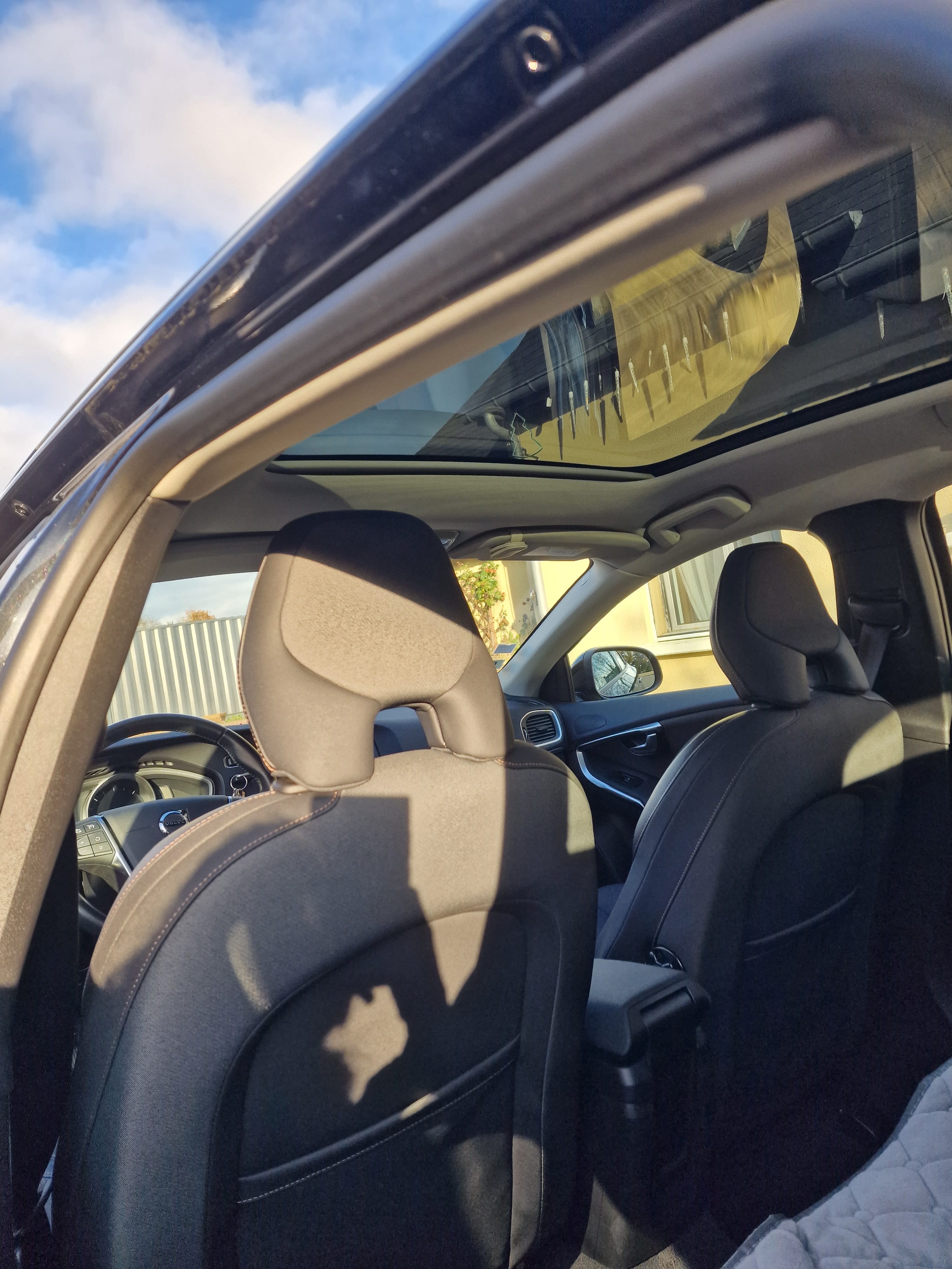 Volvo V40 Cross Country avec GPS