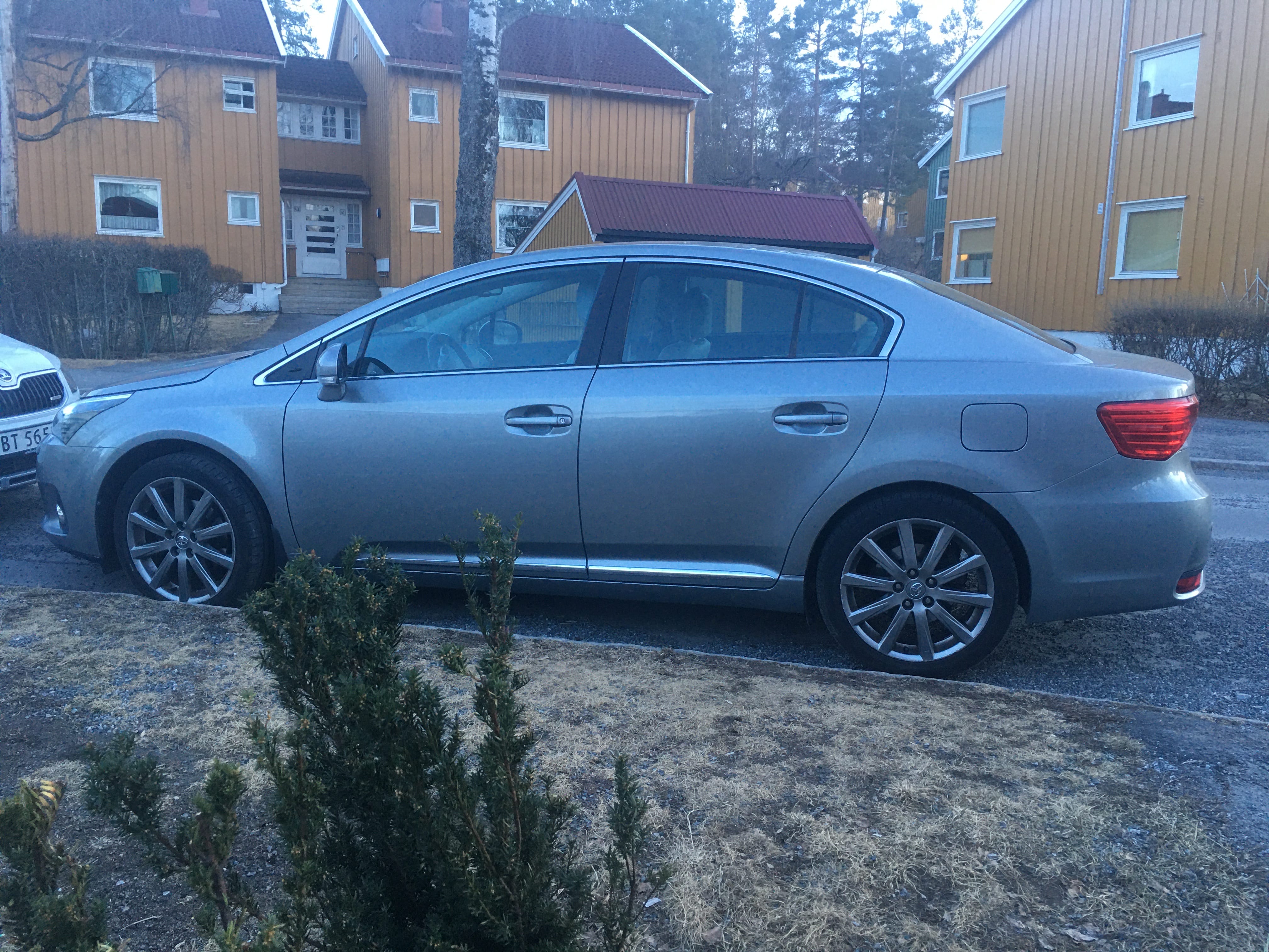 Toyota Avensis med GPS