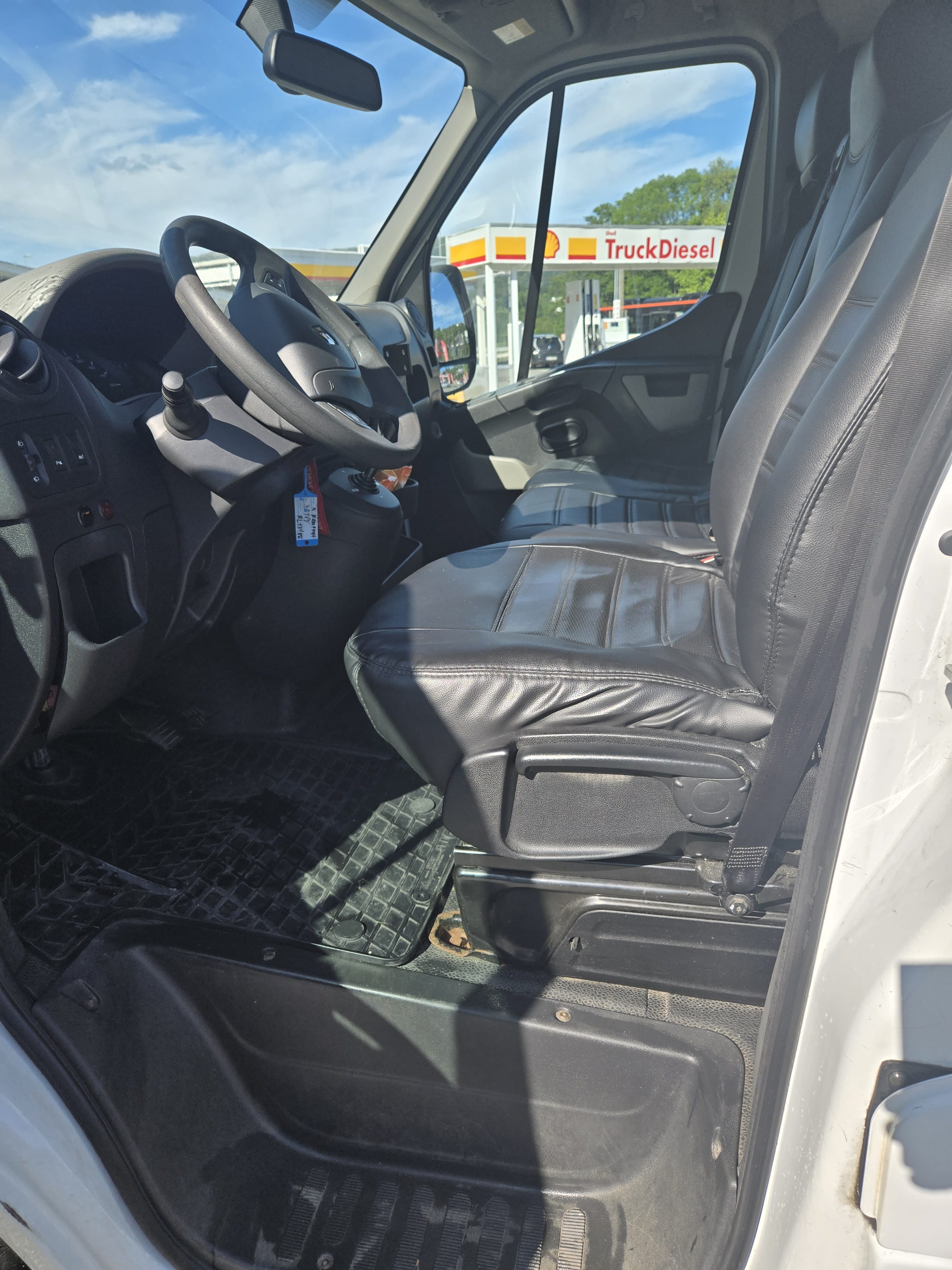 Renault Master med Tilhengerfeste