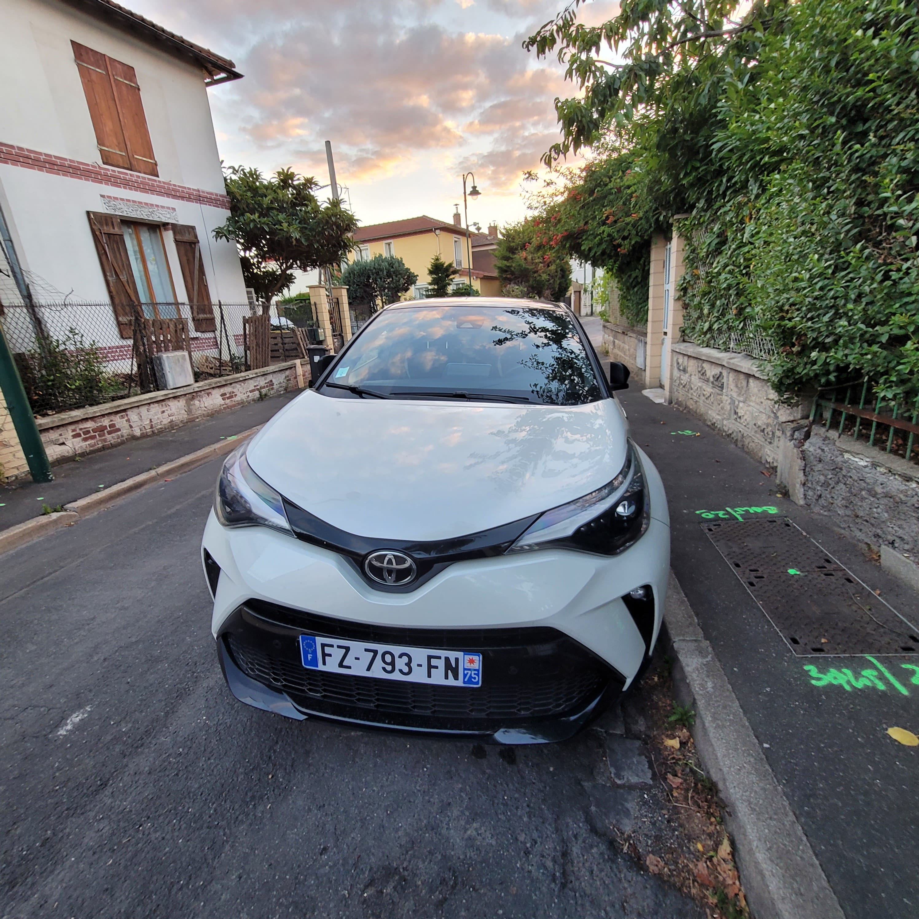 Toyota C-HR avec GPS