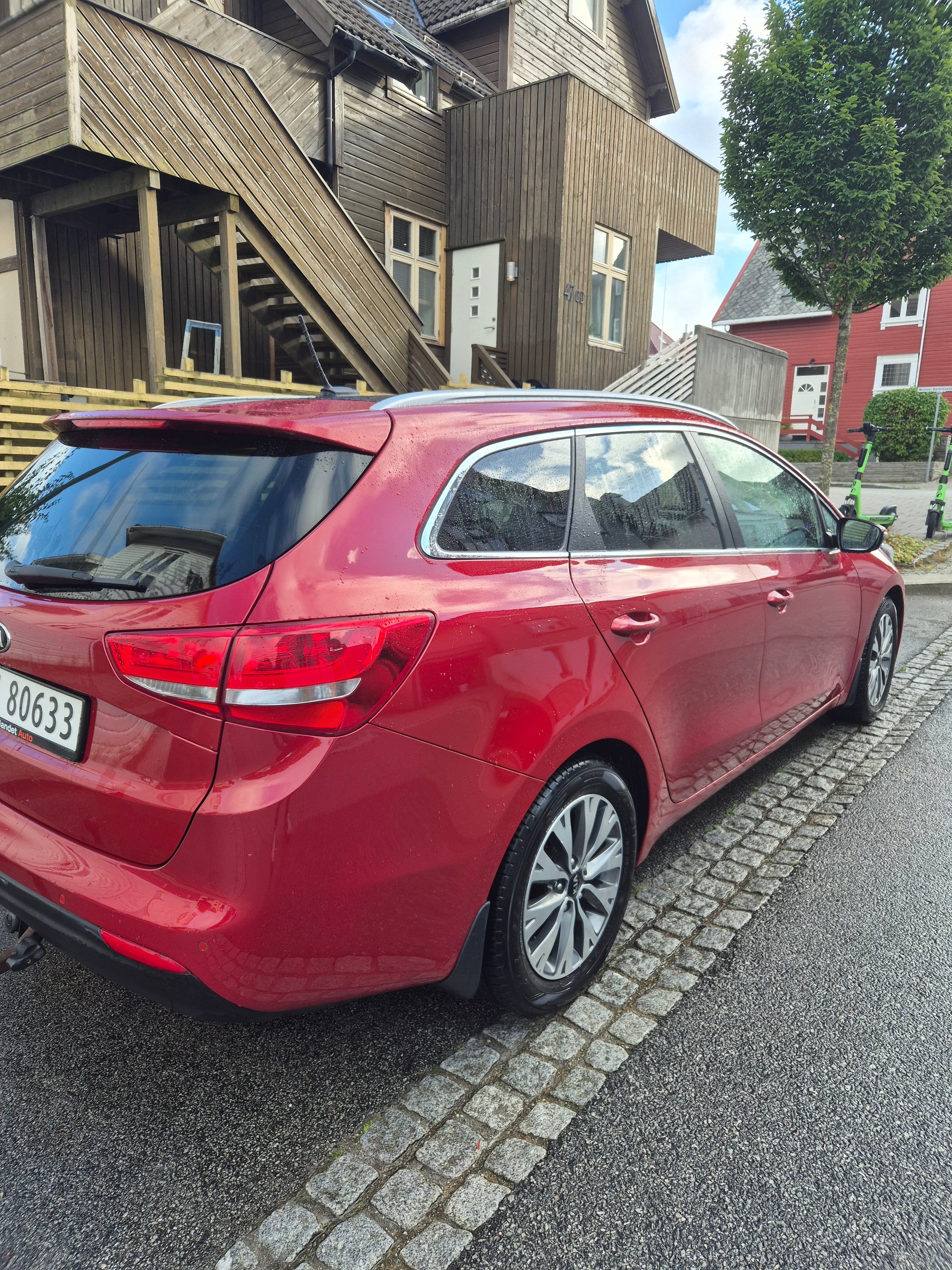 Kia Cee'd 1.6 stv. with USB charging ports