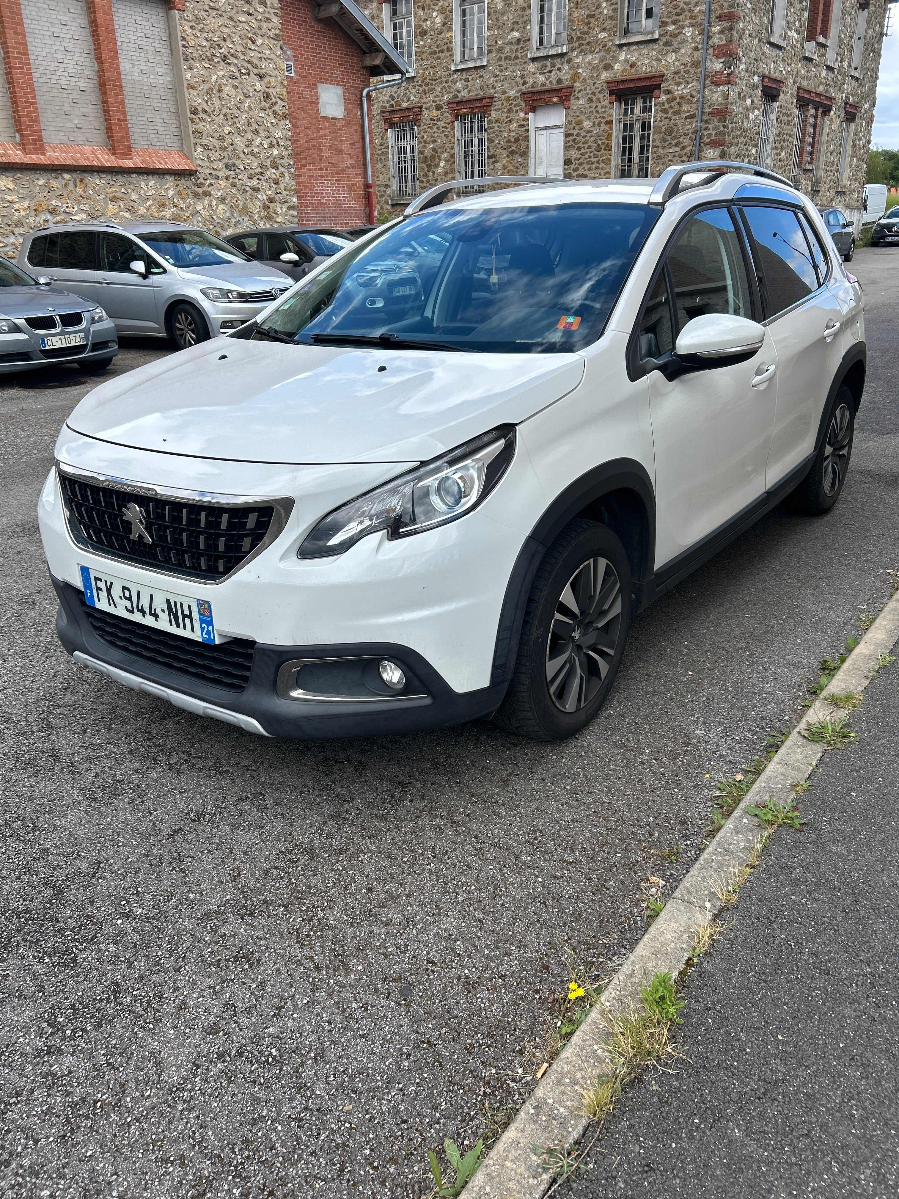 Peugeot 2008, 2019, Essence 95