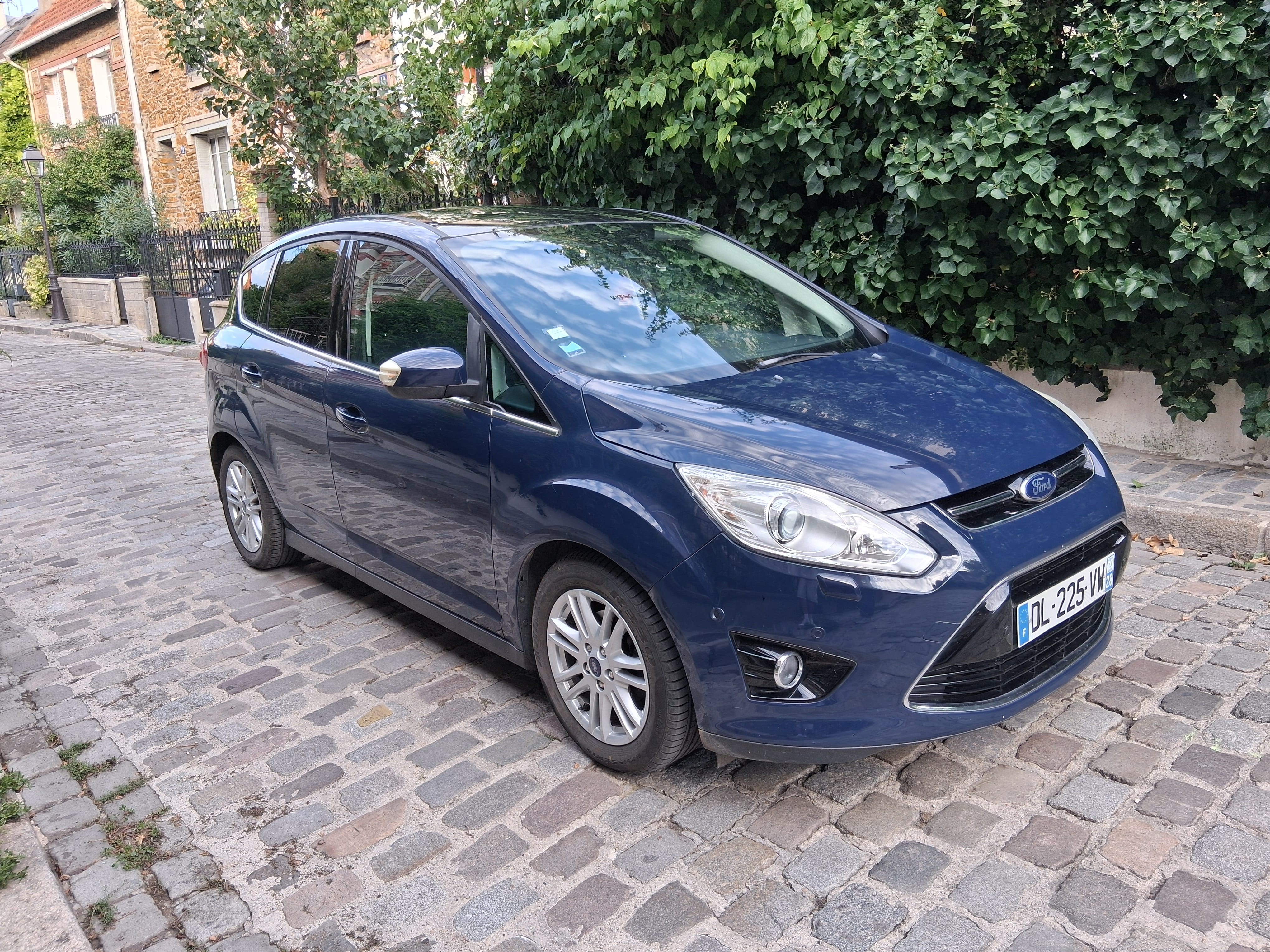 Ford C-Max avec Port USB