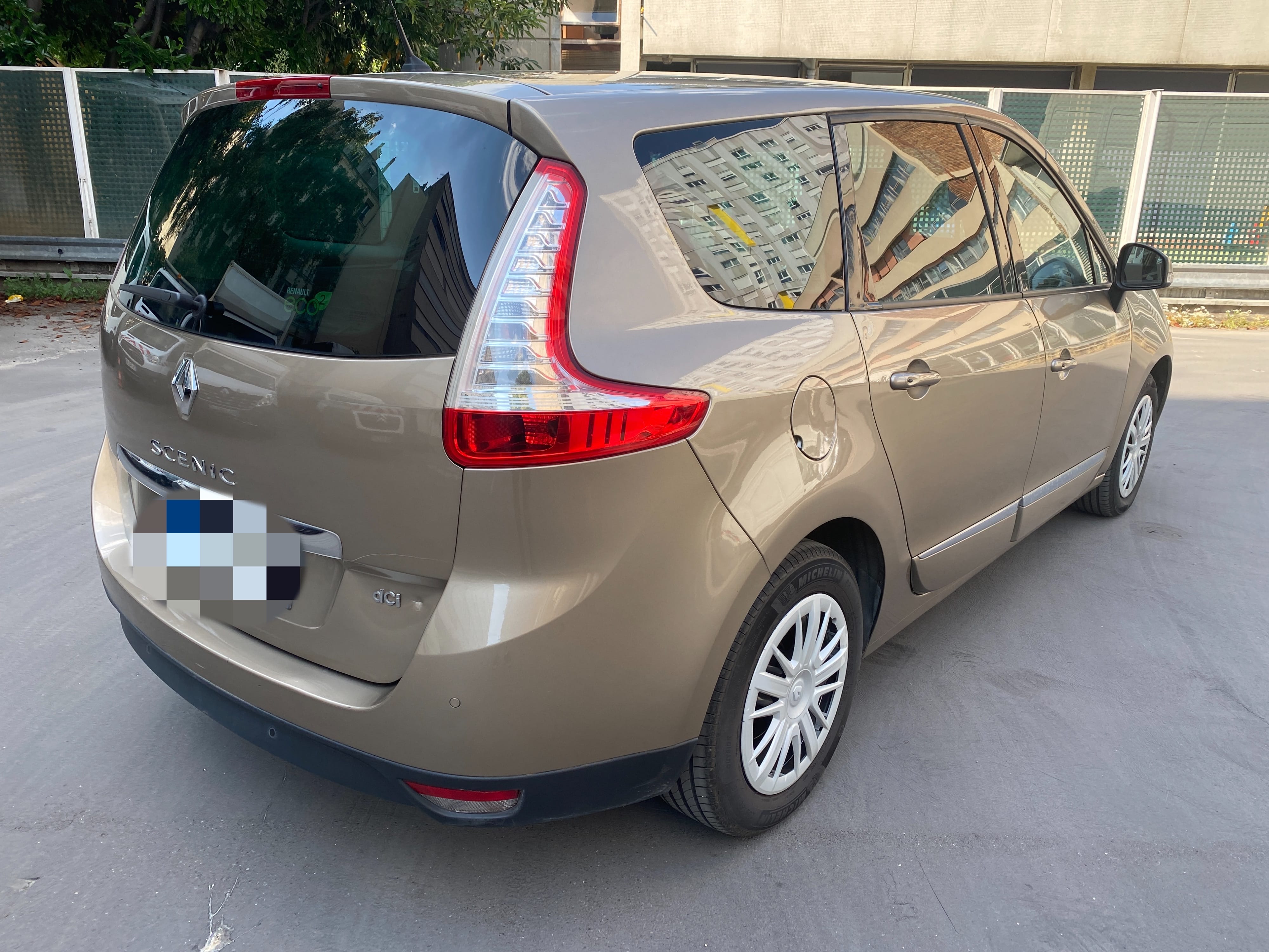 Renault Grand Scenic III 351 avec GPS