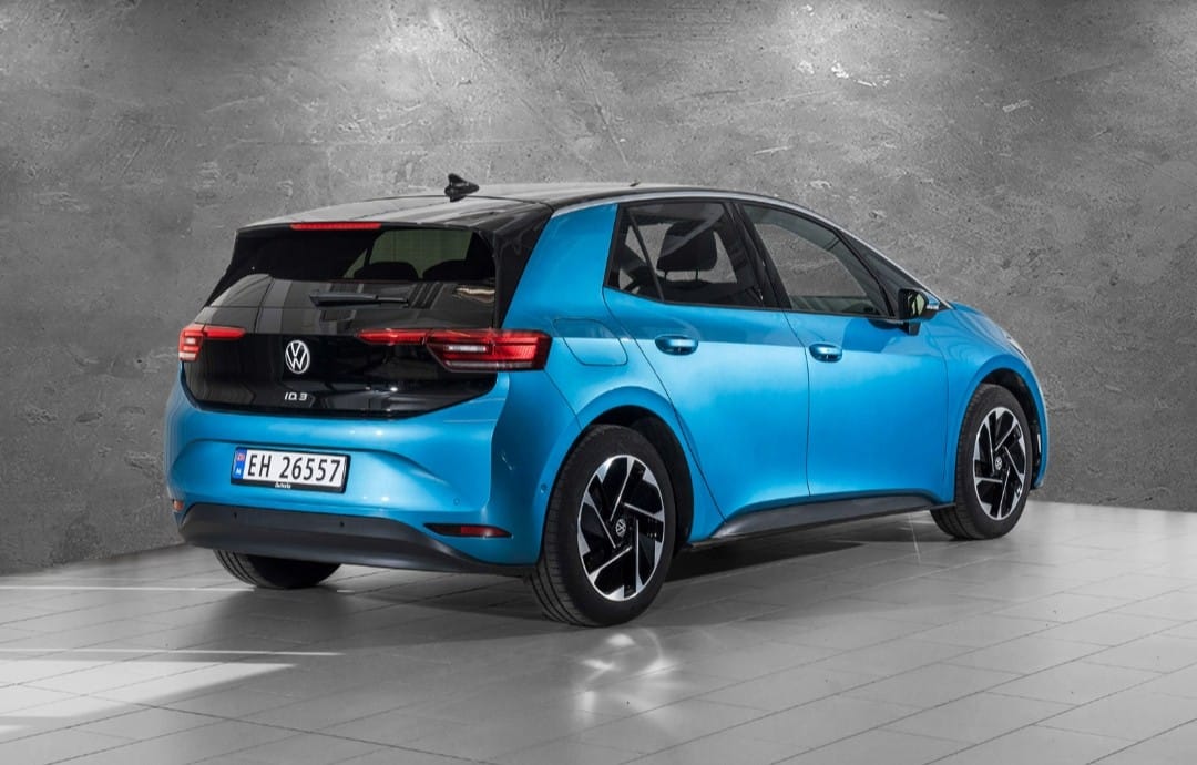 Volkswagen ID.3 Pro 2024, 58kwh (≈400 km rekkevidde), navi, ryggecam, park assist, matrix-lykter m.m. med Android Auto