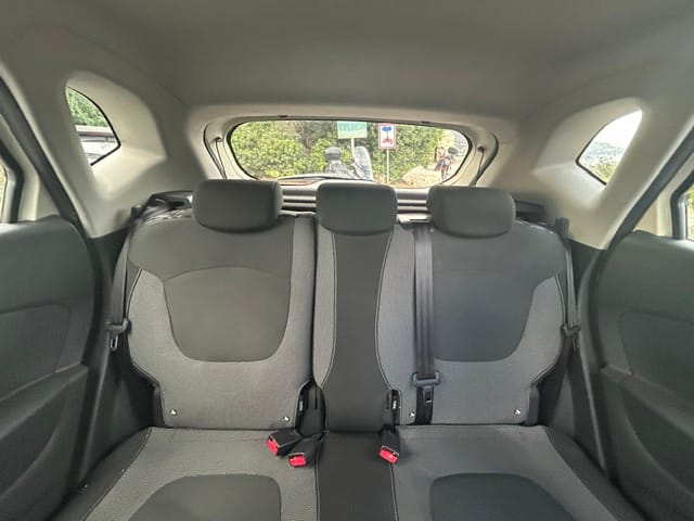 Renault Captur 0.9 tce con Puertos de carga USB