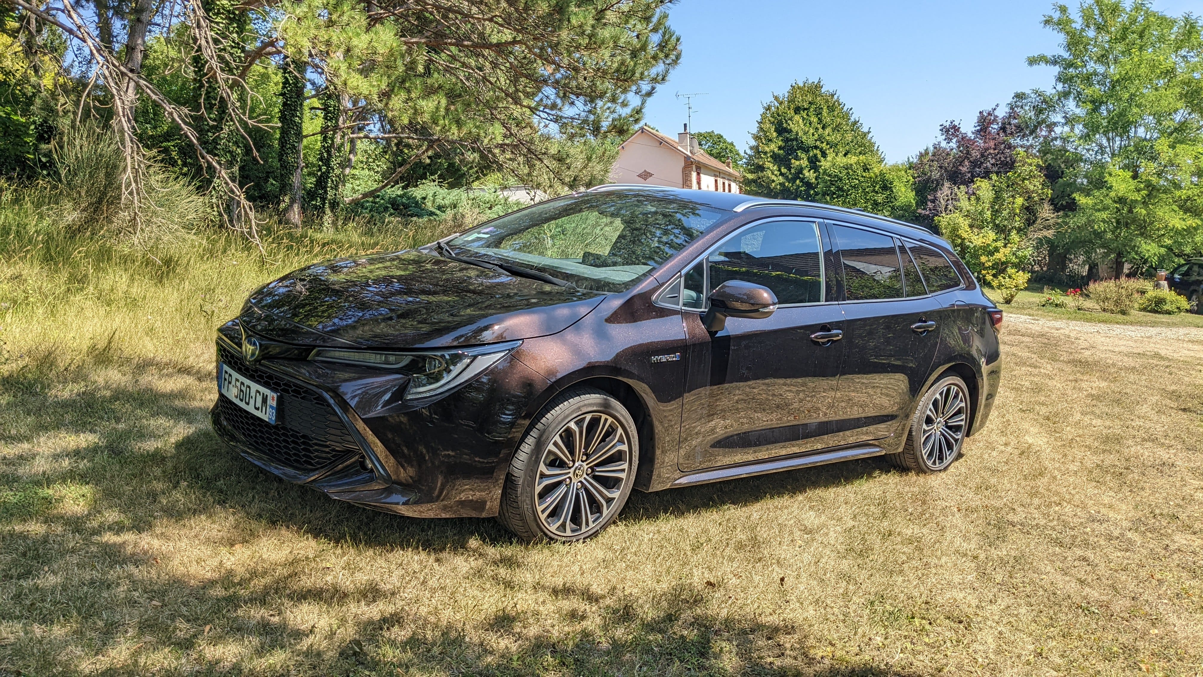 Toyota Corolla Break, 2020, Essence 95 / Électrique (hybride), automatique
