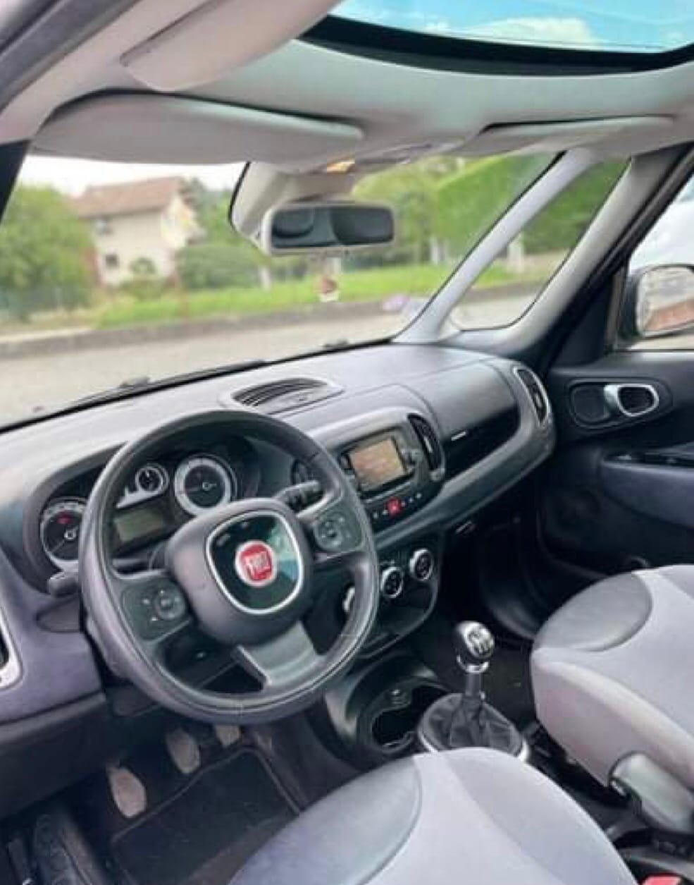 Fiat 500L avec Siège bébé