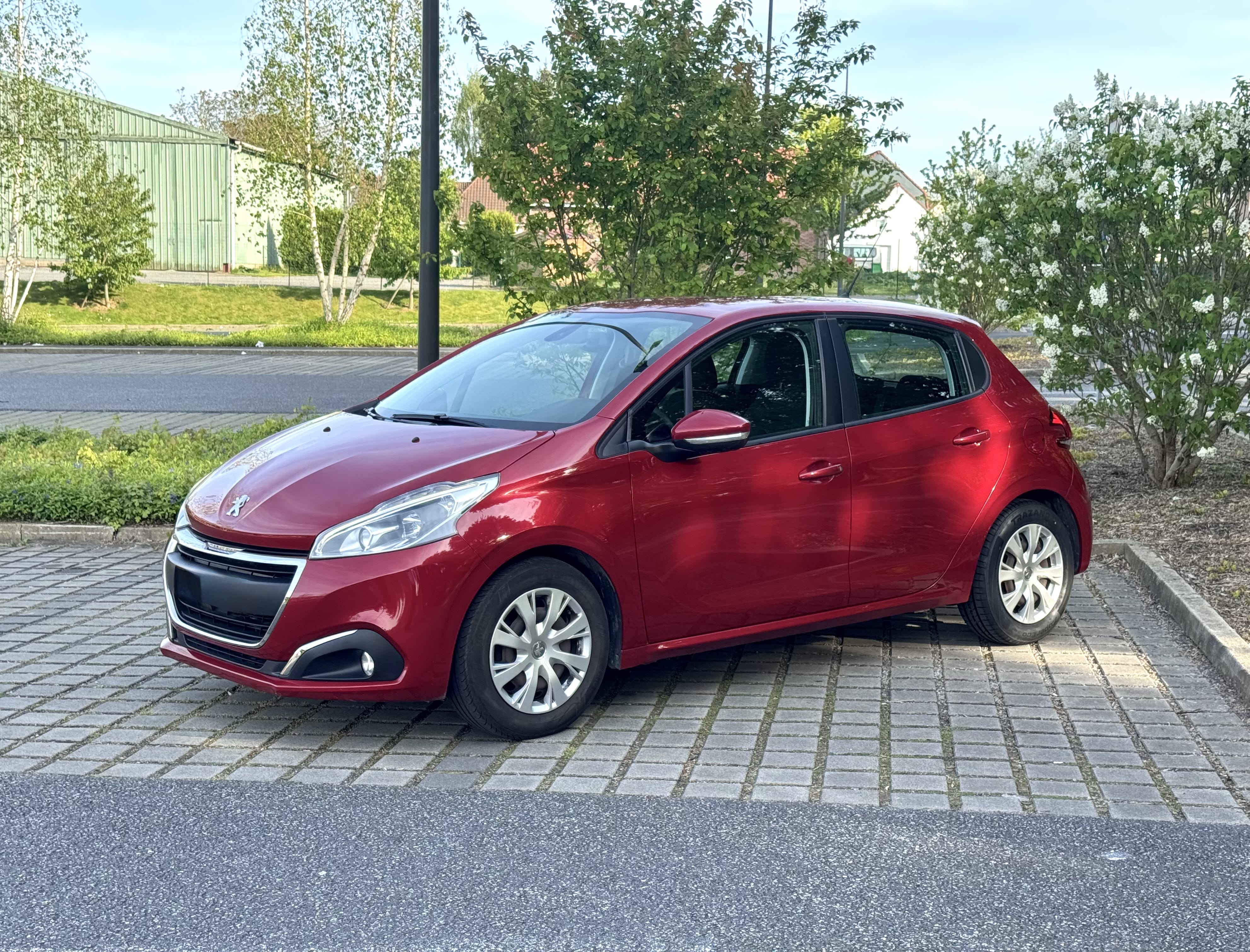 Peugeot 208, 2017, Essence 98