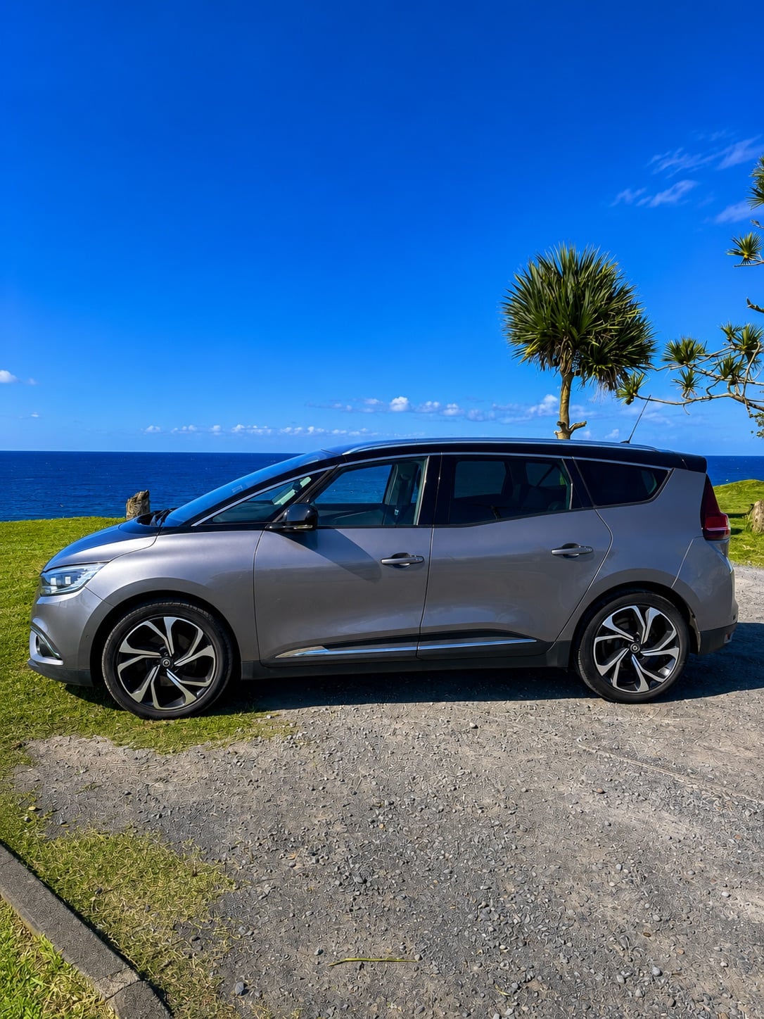 Renault Grand Scenic avec Climatisation