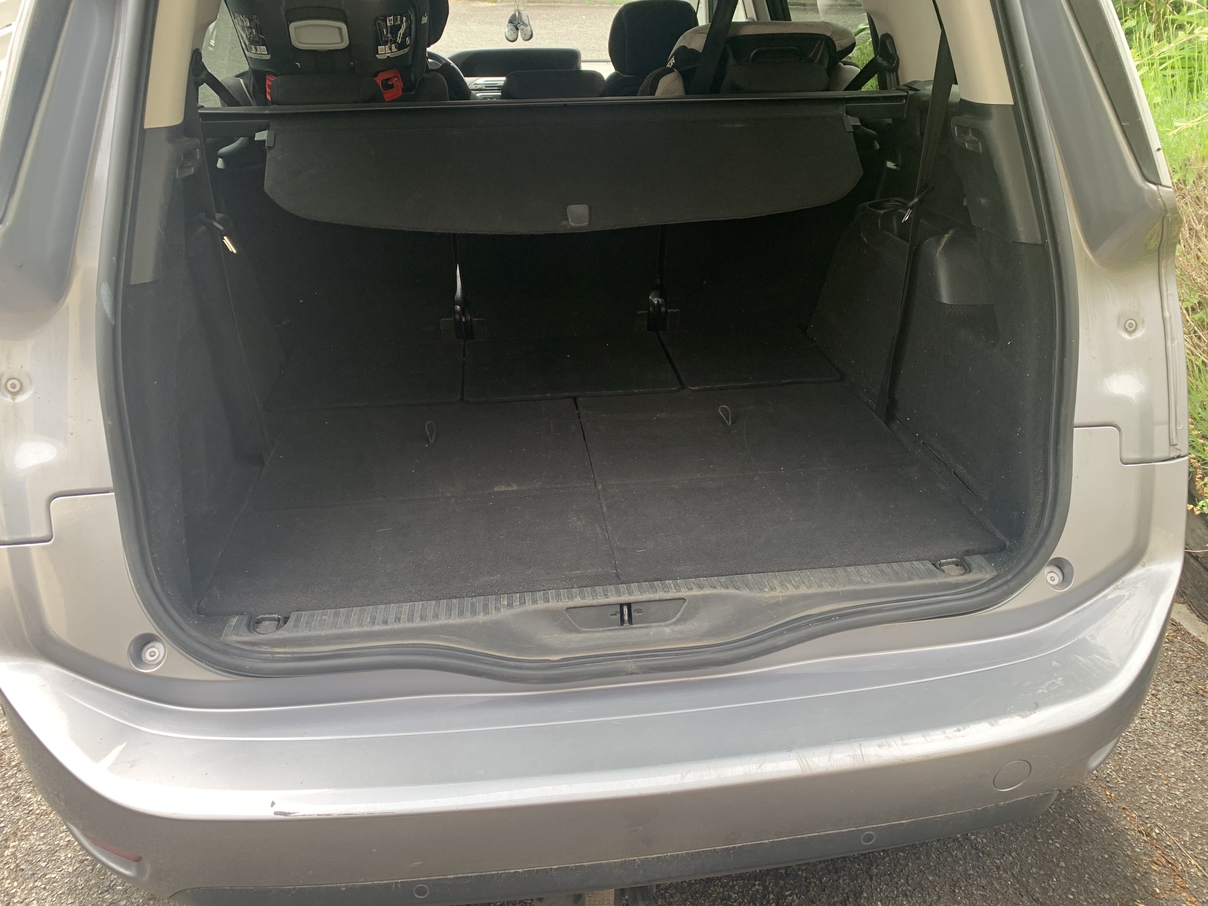 Citroen C4 Grand Spacetourer avec Apple CarPlay