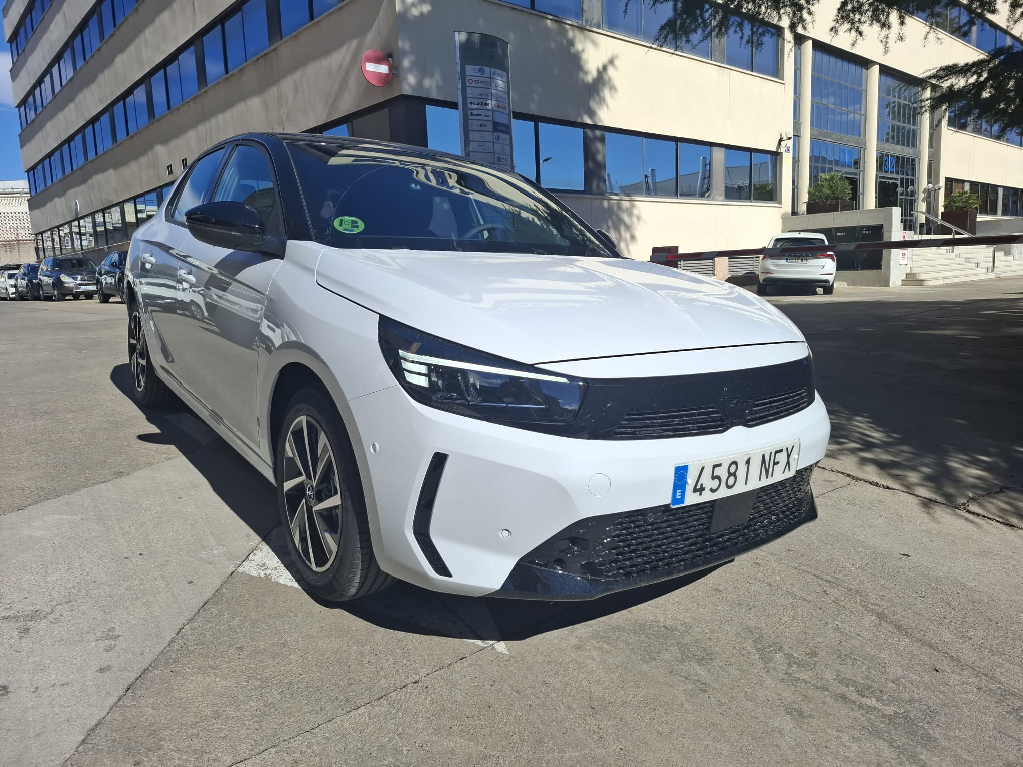 Opel Corsa, 2025, Gasolina 95