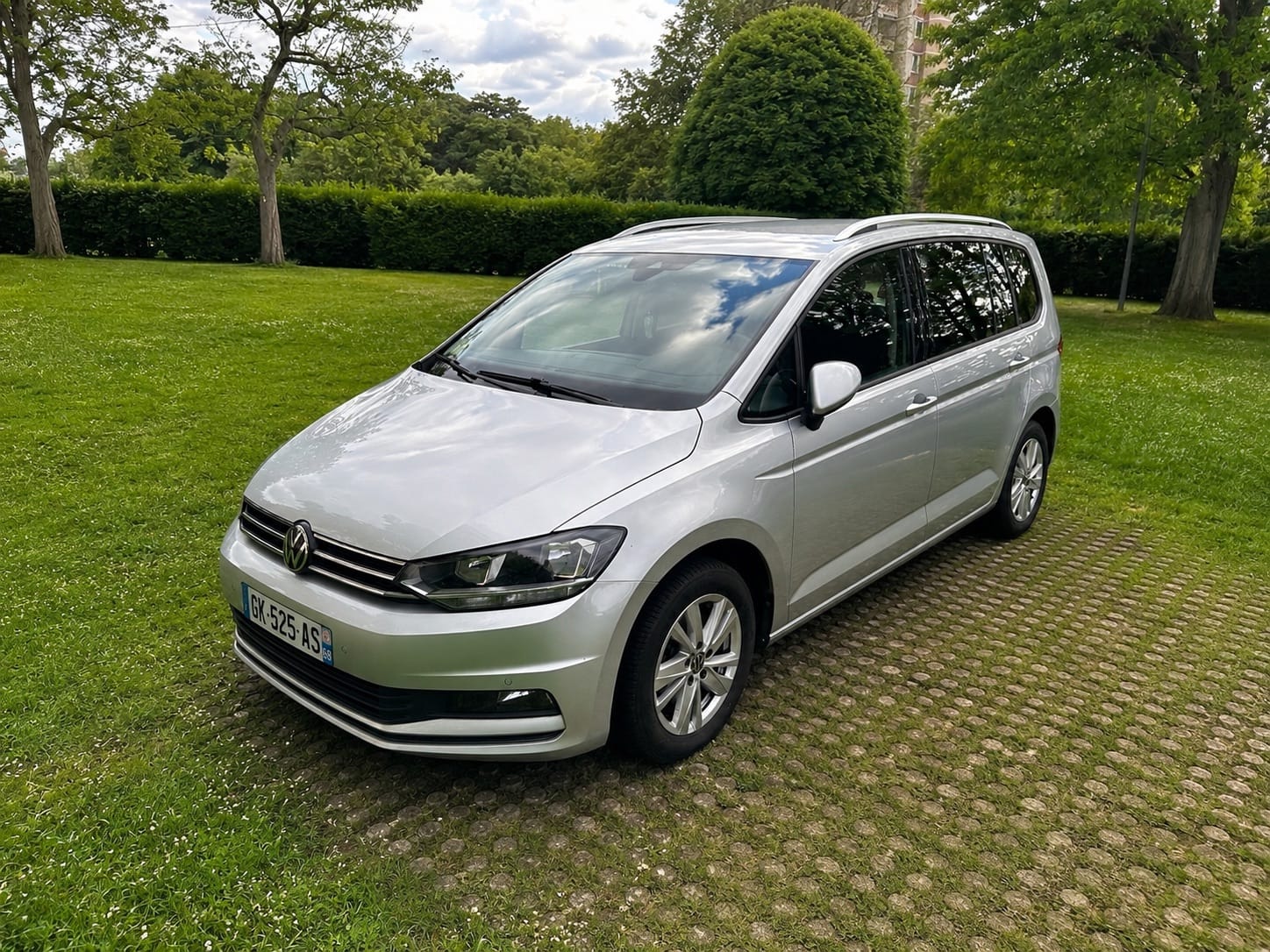 Volkswagen Touran, 2022, Diesel, automatic, 7 seats