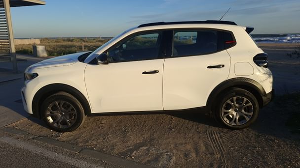 Citroen C3 Business 100CV Gasolina - 5 puertas - 7561NGN con Aire acondicionado