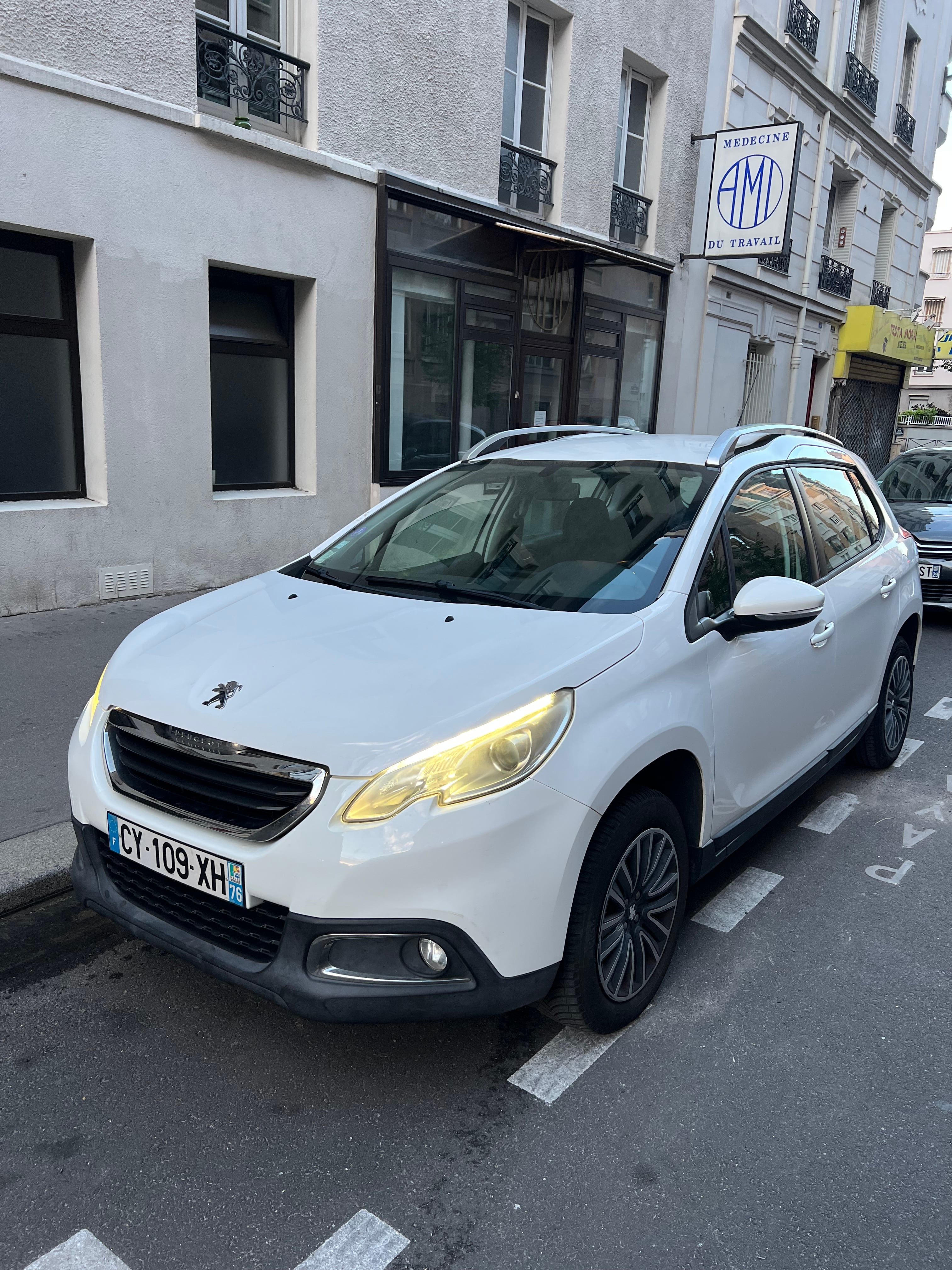 Peugeot 2008, 2013, Essence 95