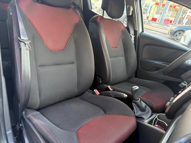 Renault Clio avec Port USB