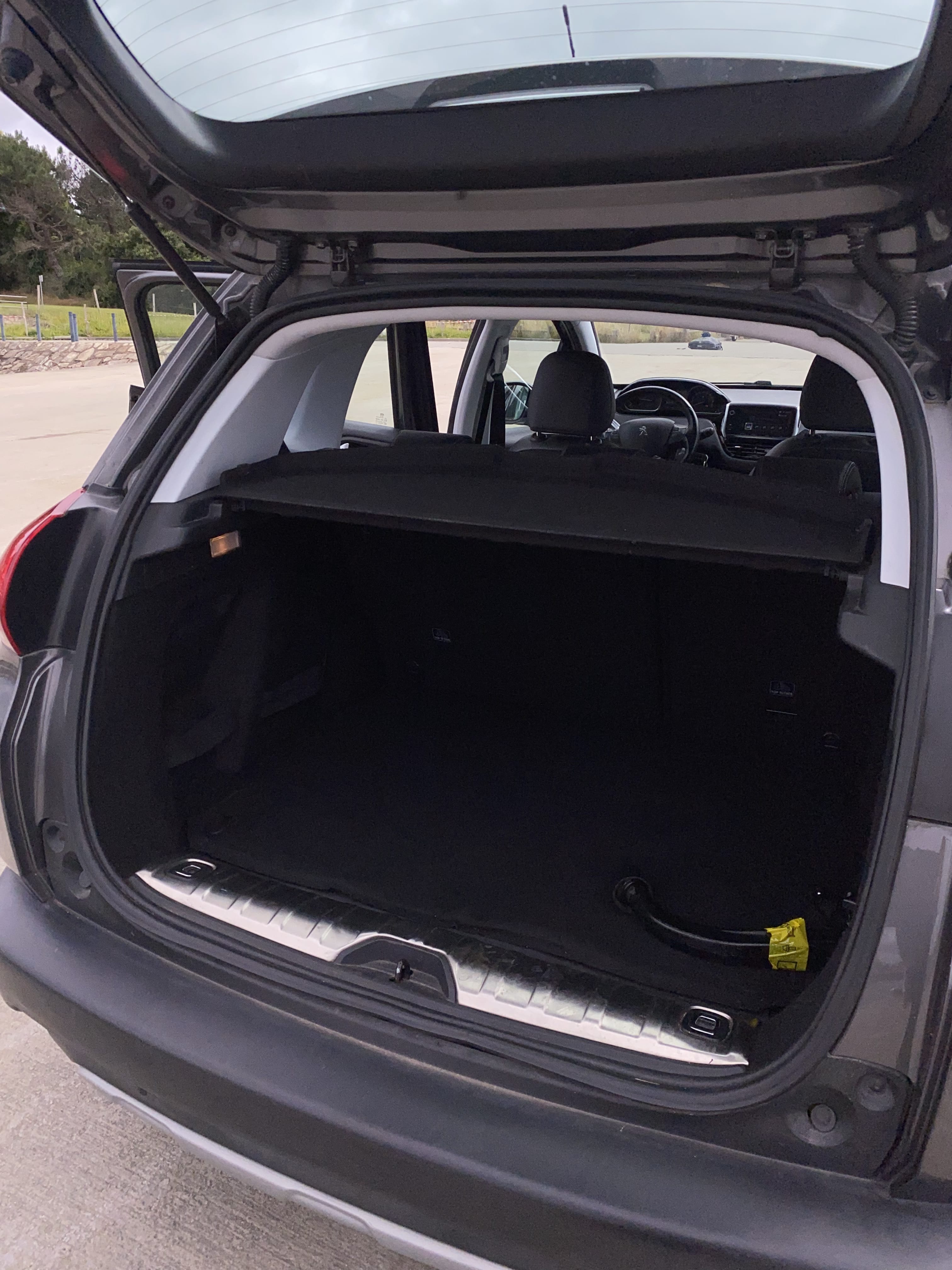 Peugeot 2008 avec GPS