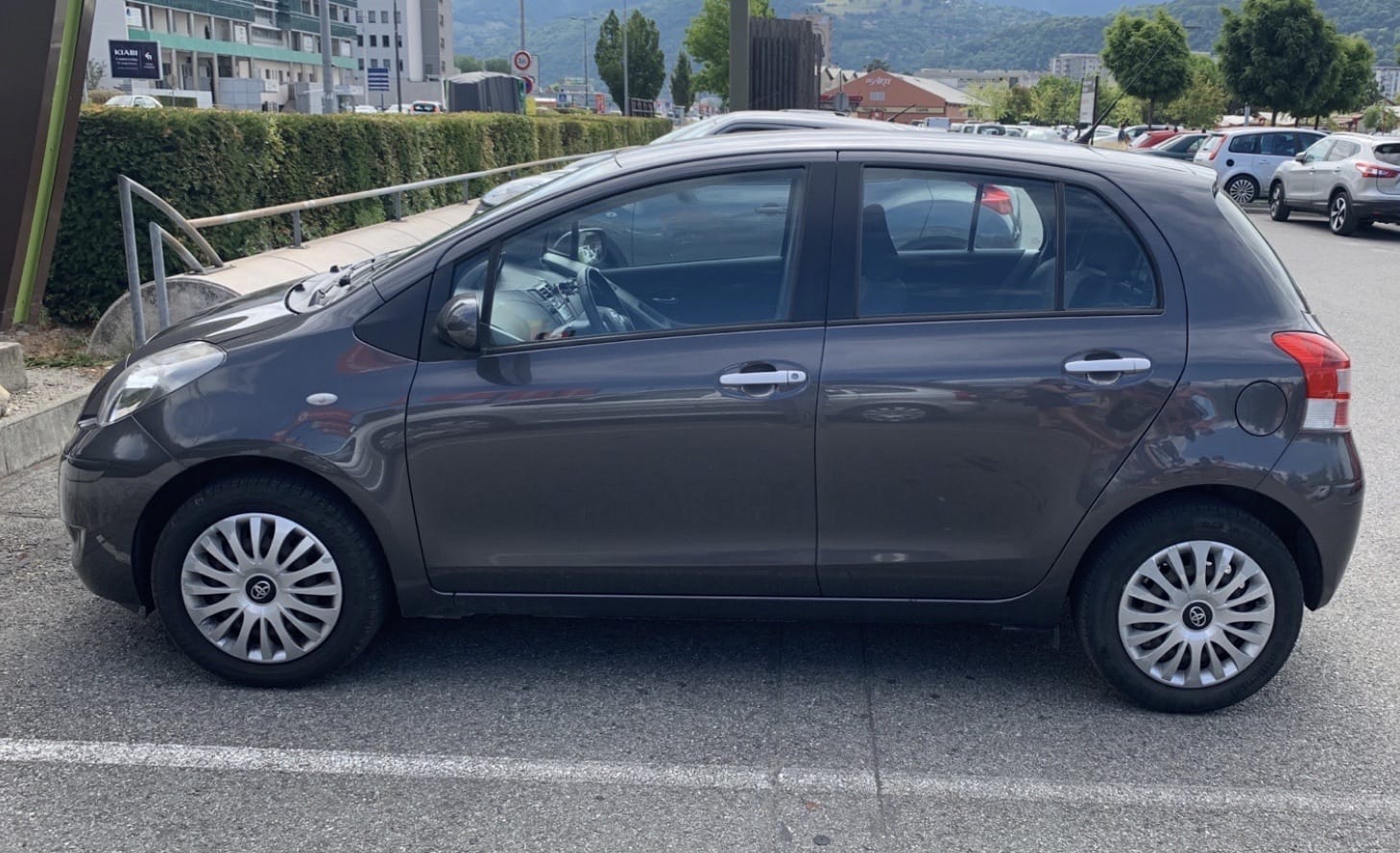Toyota Yaris Clim - 1 avec Climatisation
