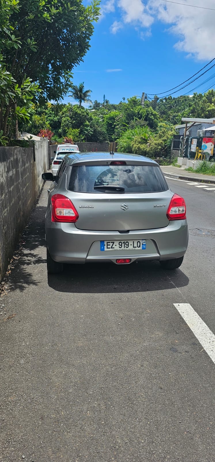 Suzuki Swift avec Caméra de recul