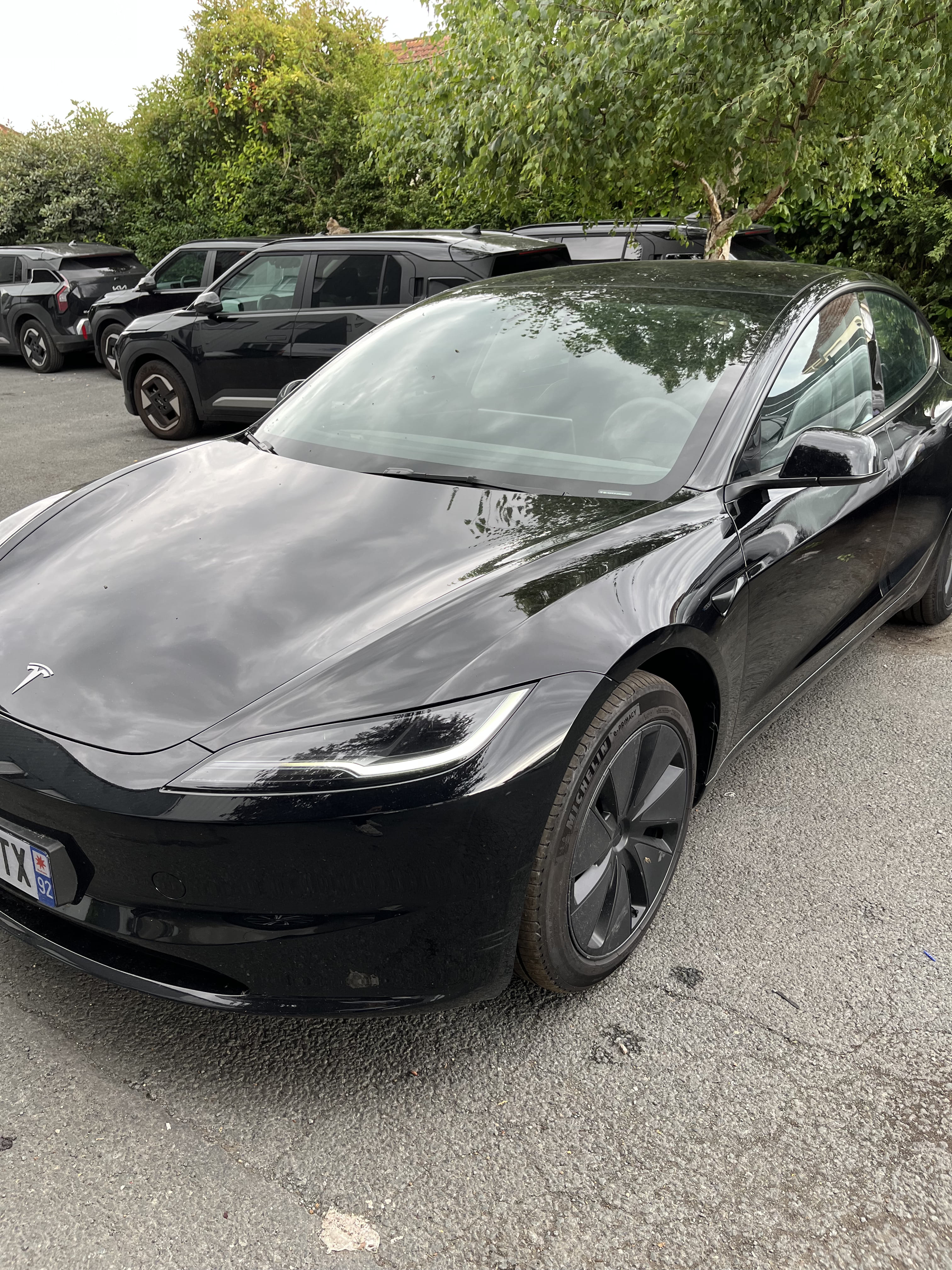 Tesla Model 3 avec GPS