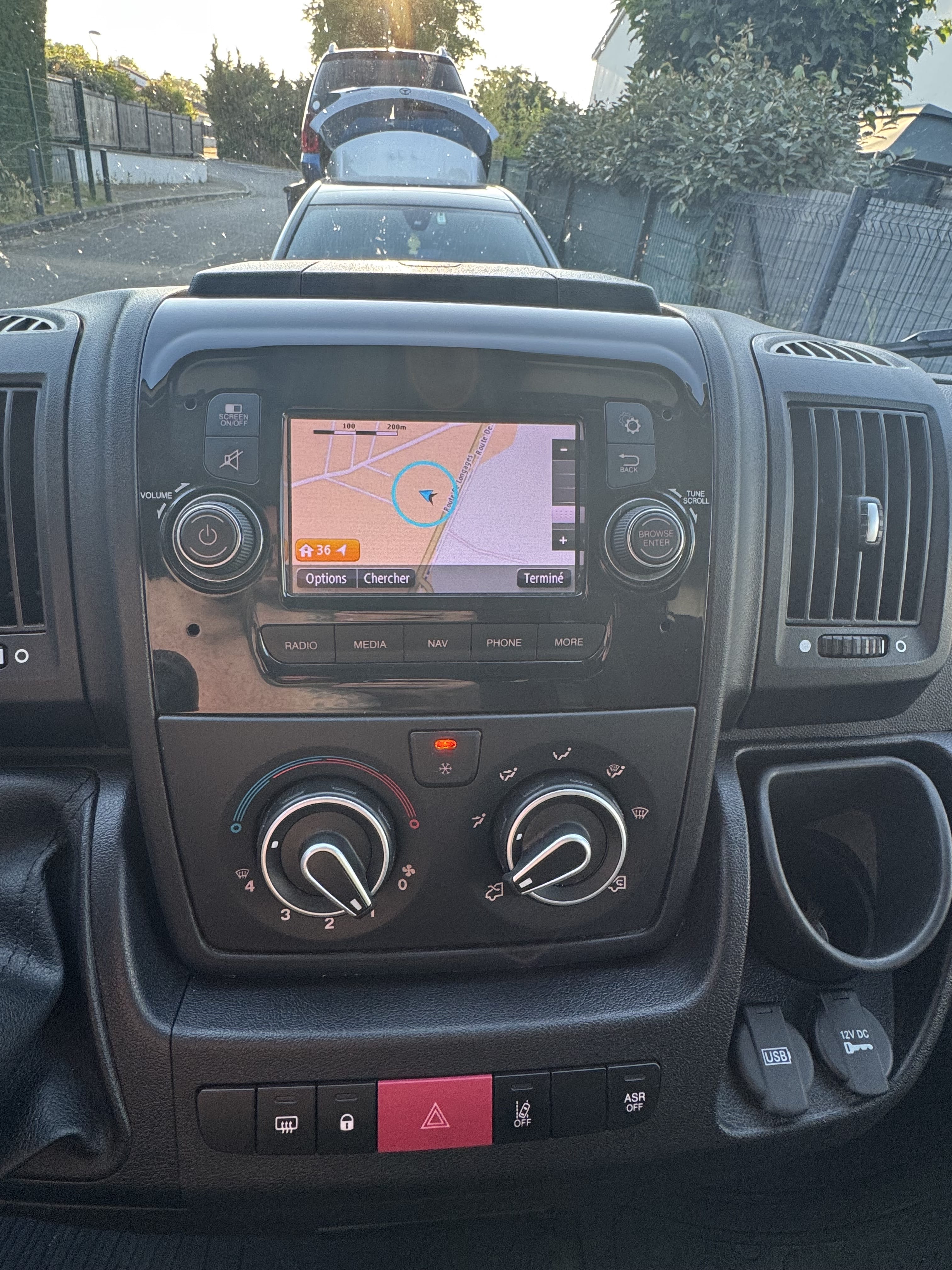 Citroen Jumper 120cv kit déménagement avec Autoradio