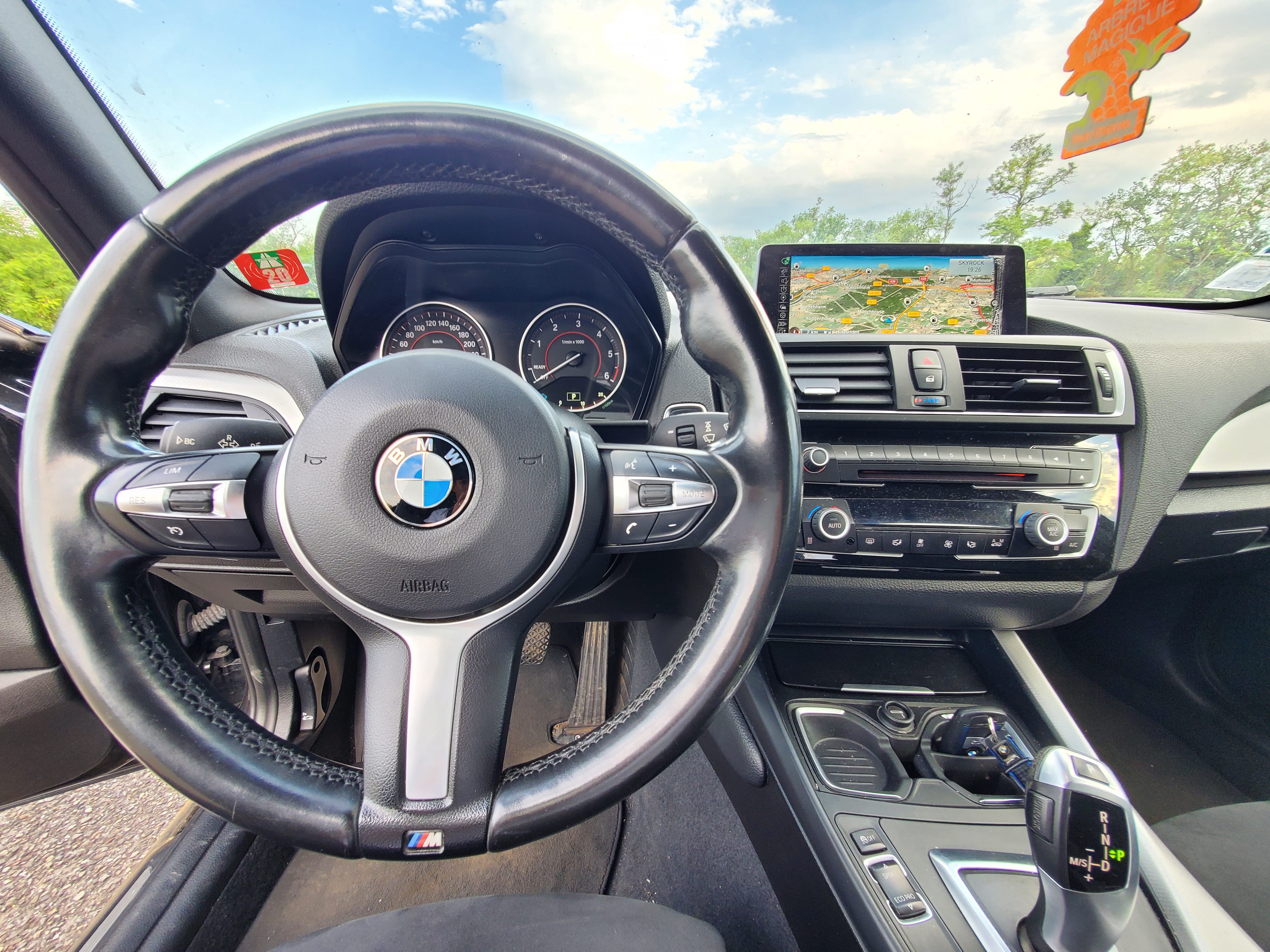 BMW Série 1 120d X-Drive avec Régulateur de vitesse