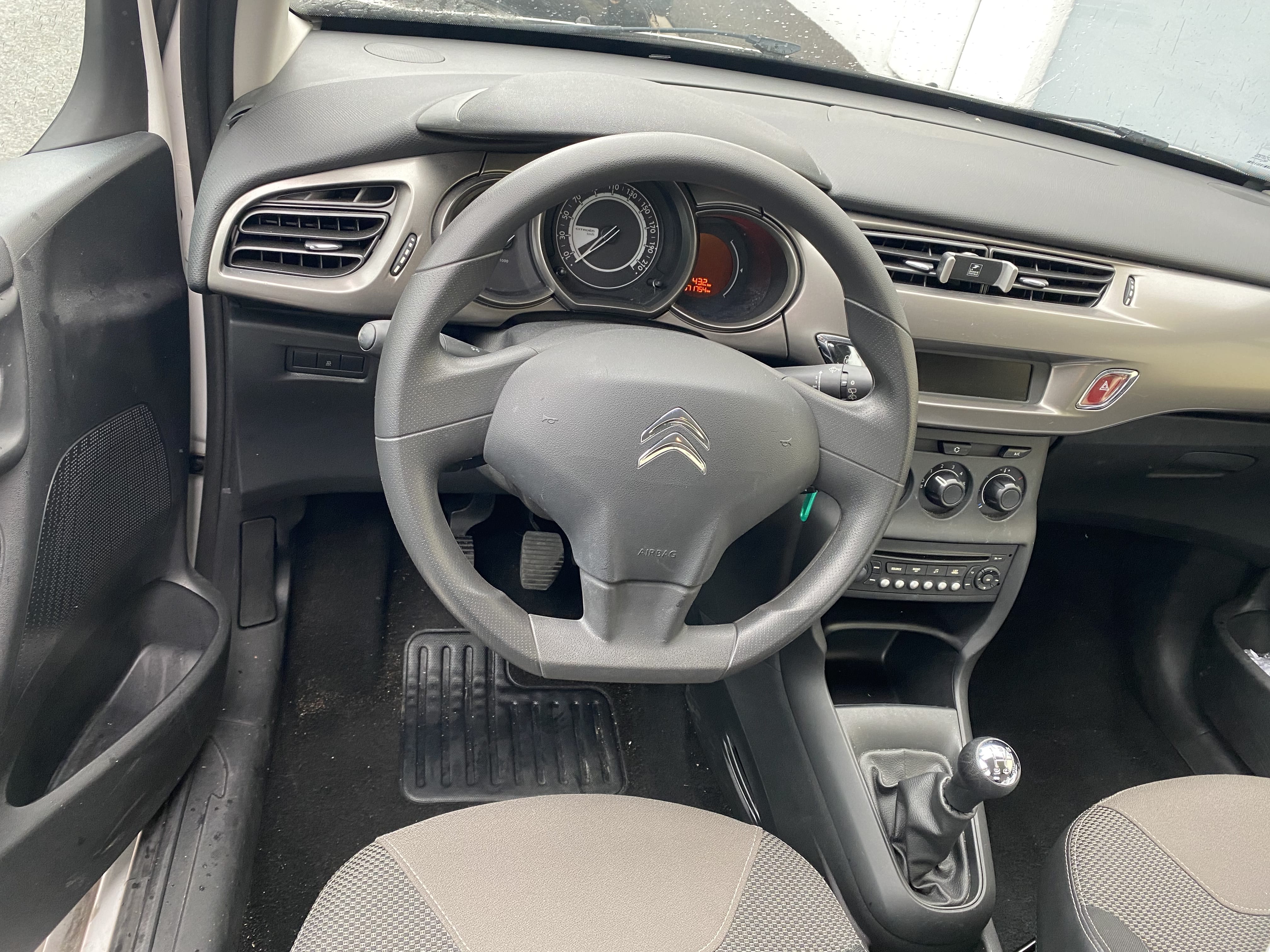 Citroen C3 with Audio / iPod input