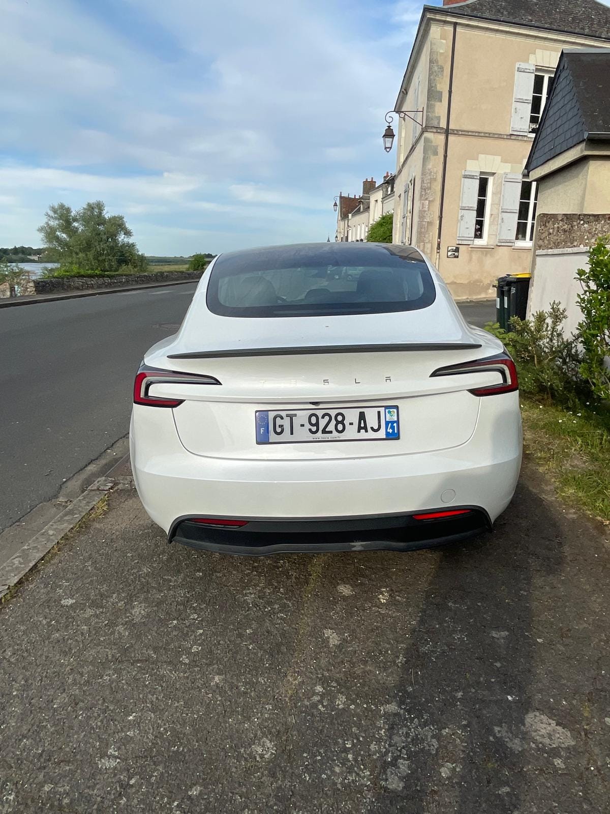 Tesla Model 3 Standard Range avec Régulateur de vitesse