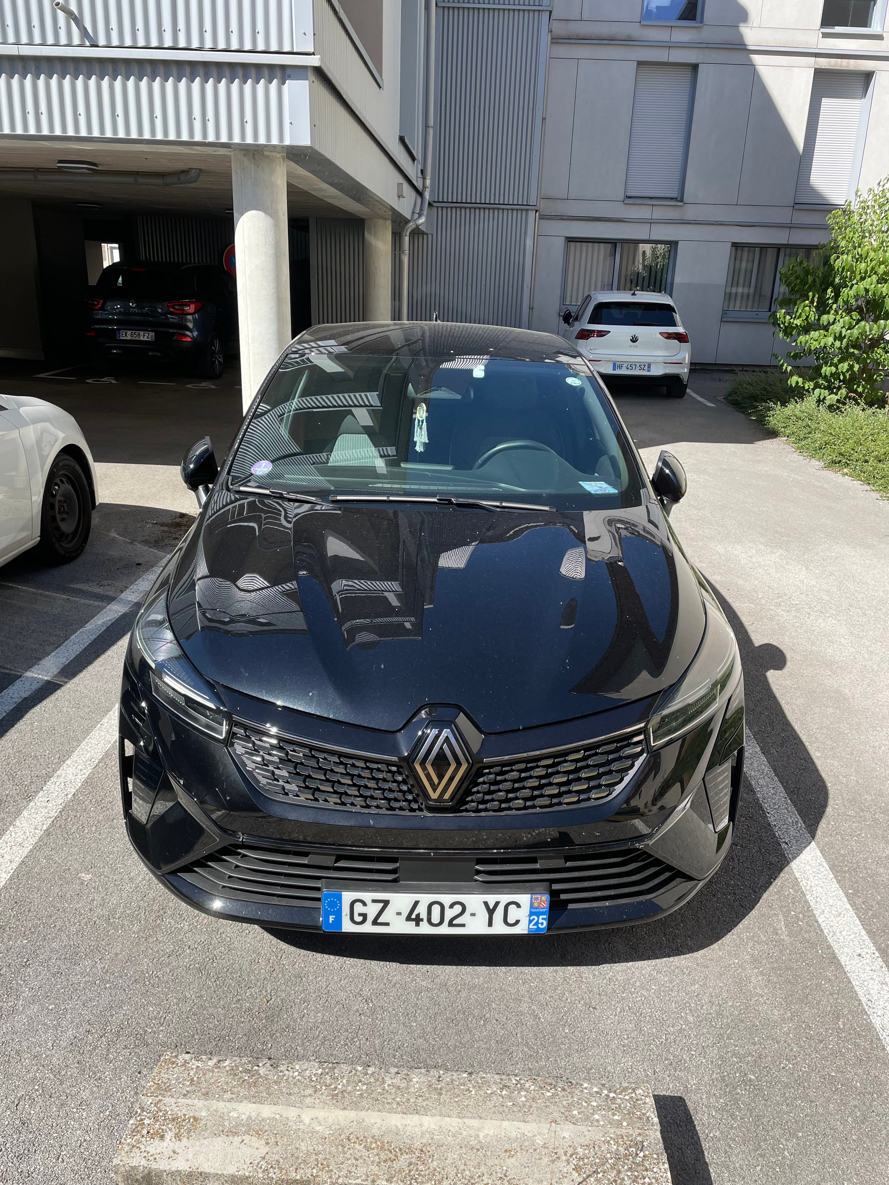 Renault Clio E-tech avec Autoradio