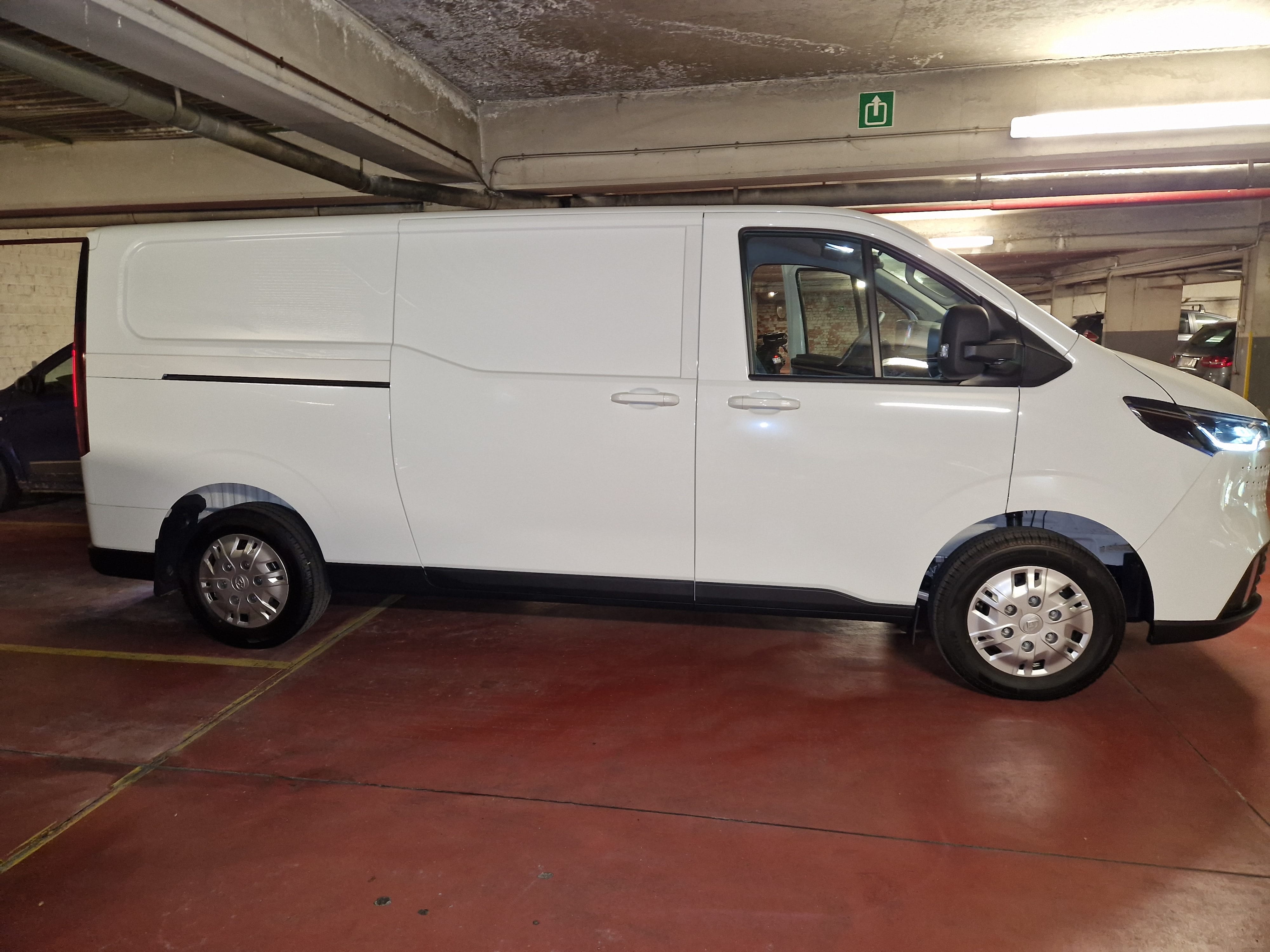 Maxus eDeliver 7, 2025, Électrique, automatique