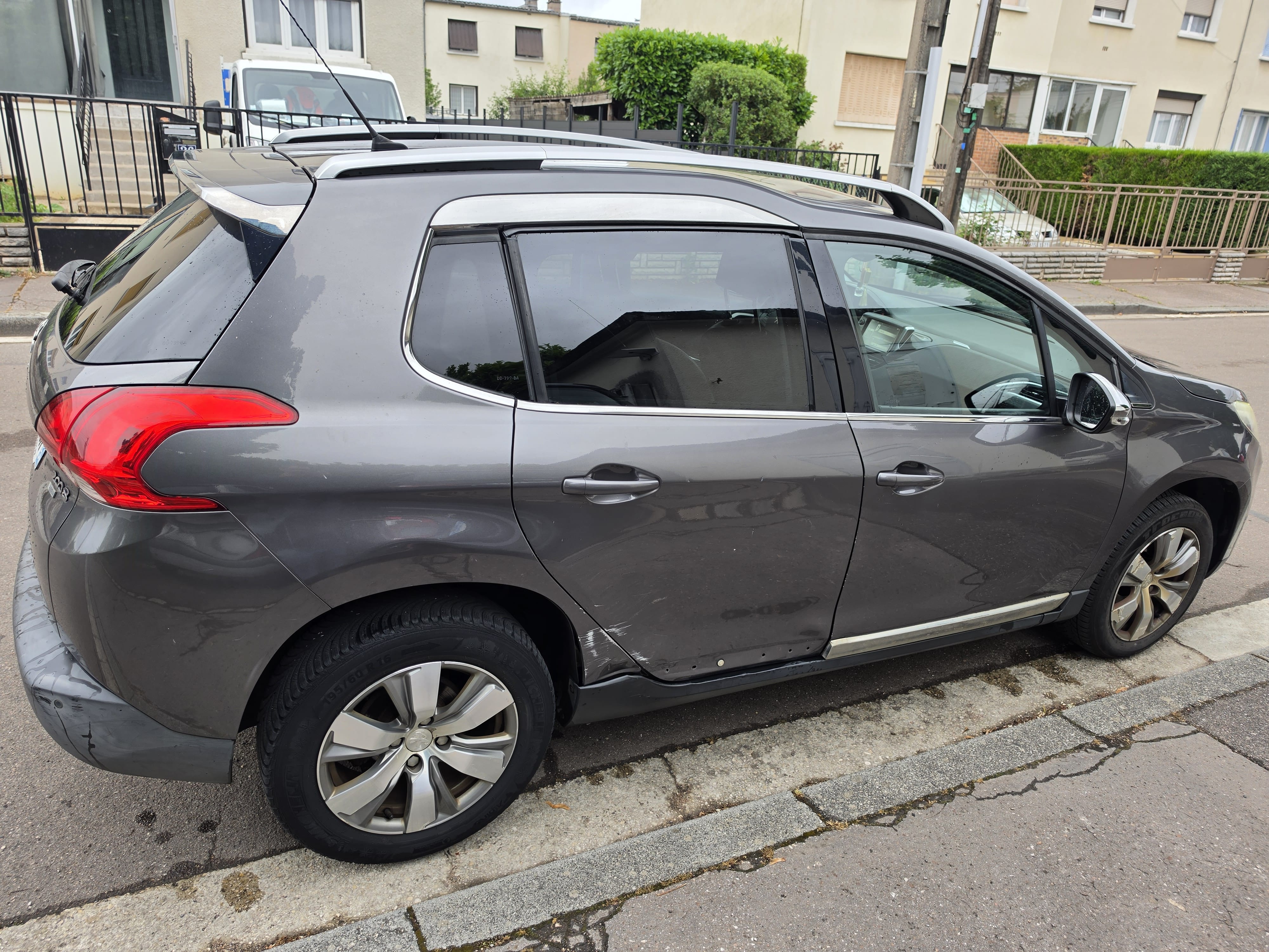 Peugeot 2008 avec Régulateur de vitesse